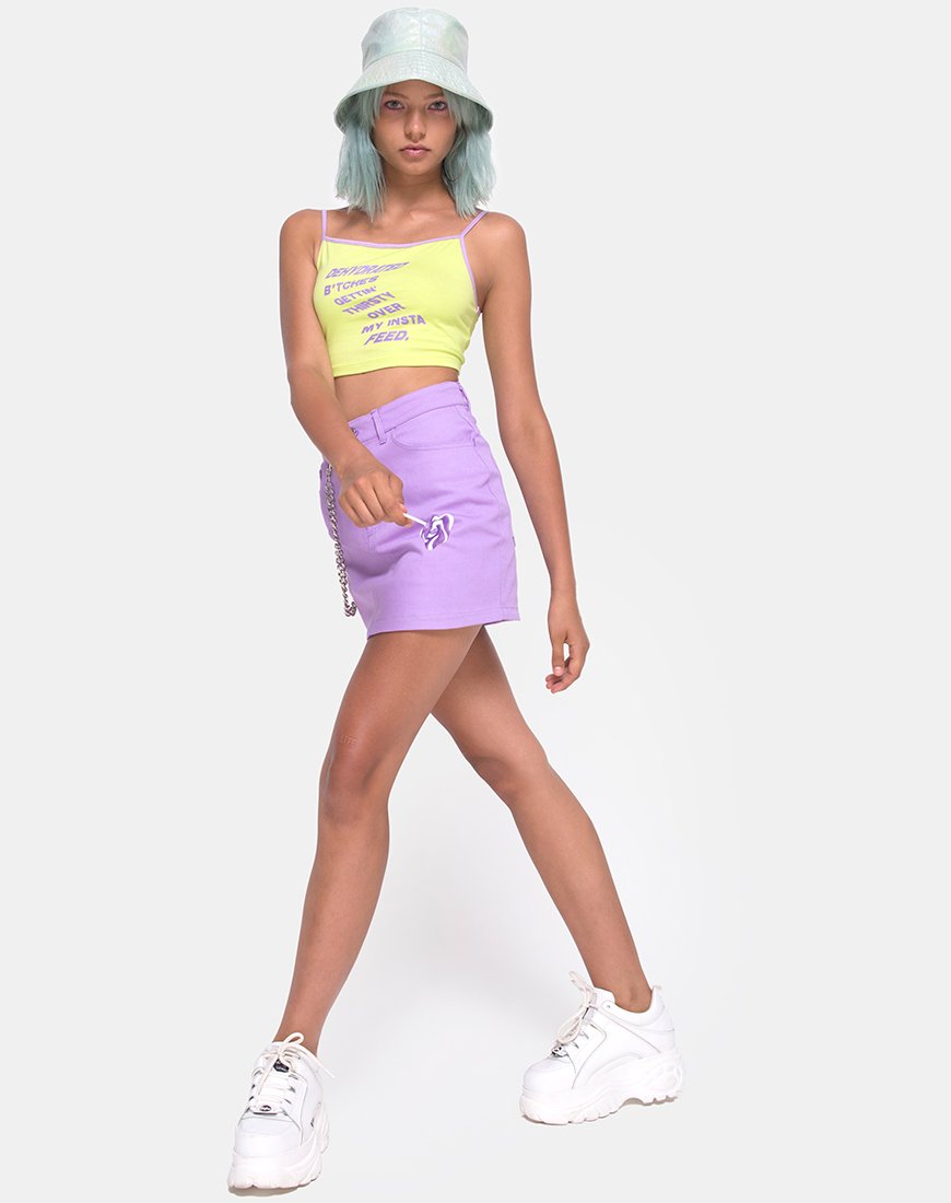 Top Kamla en citron vert avec texte Instafeed X Top Girl
