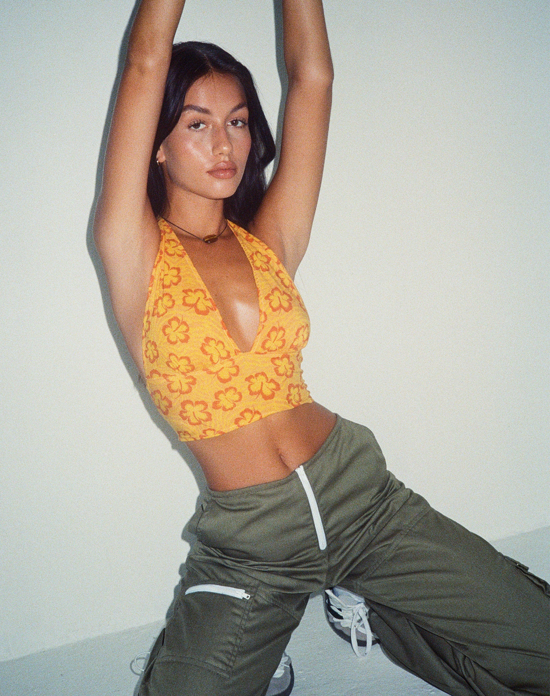 Image de MOTEL X BARBARA Nanda Crop Top in Hibiscus Zebra Orange