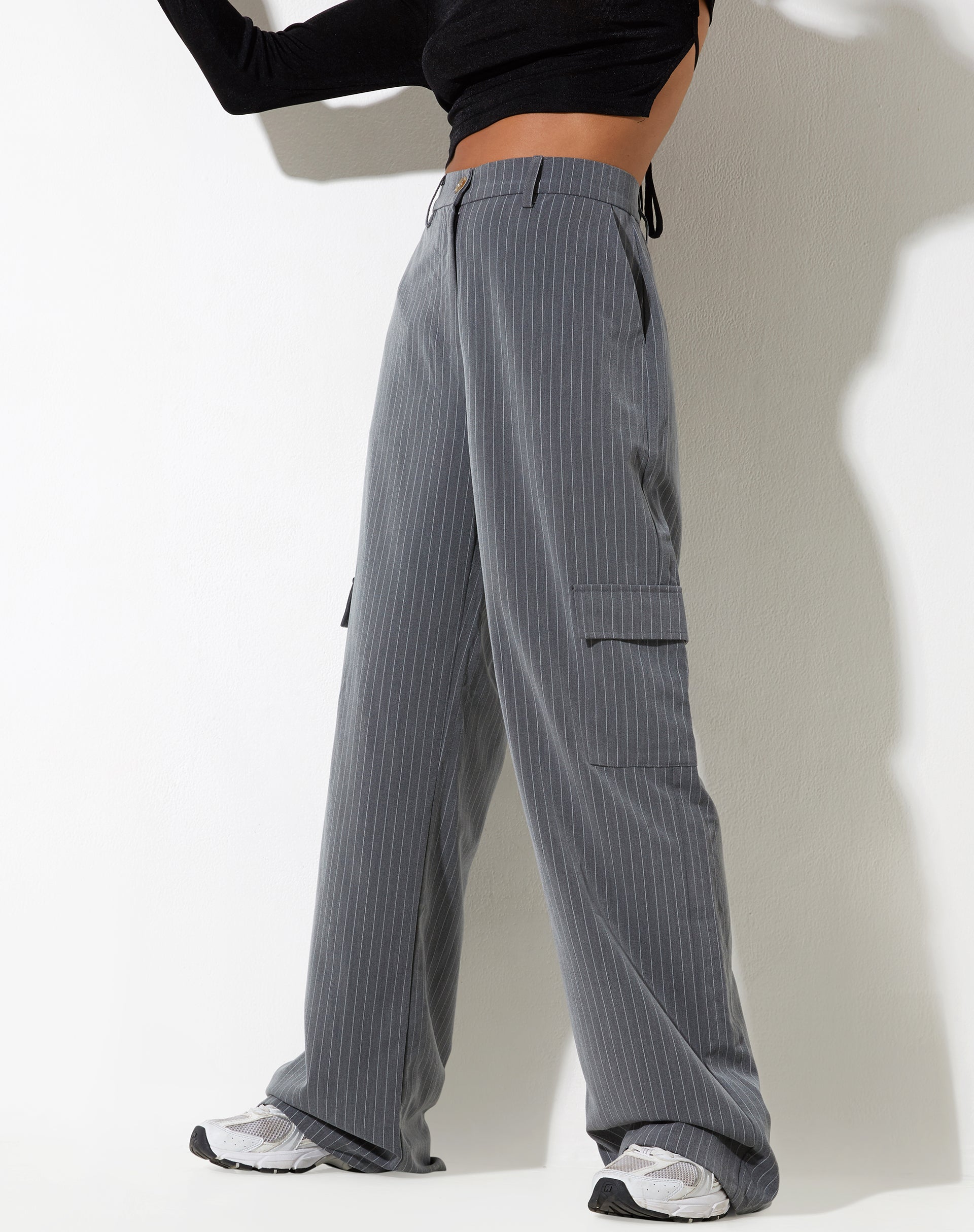 Image de Abba Cargo Trouser in Pinstripe Grey
