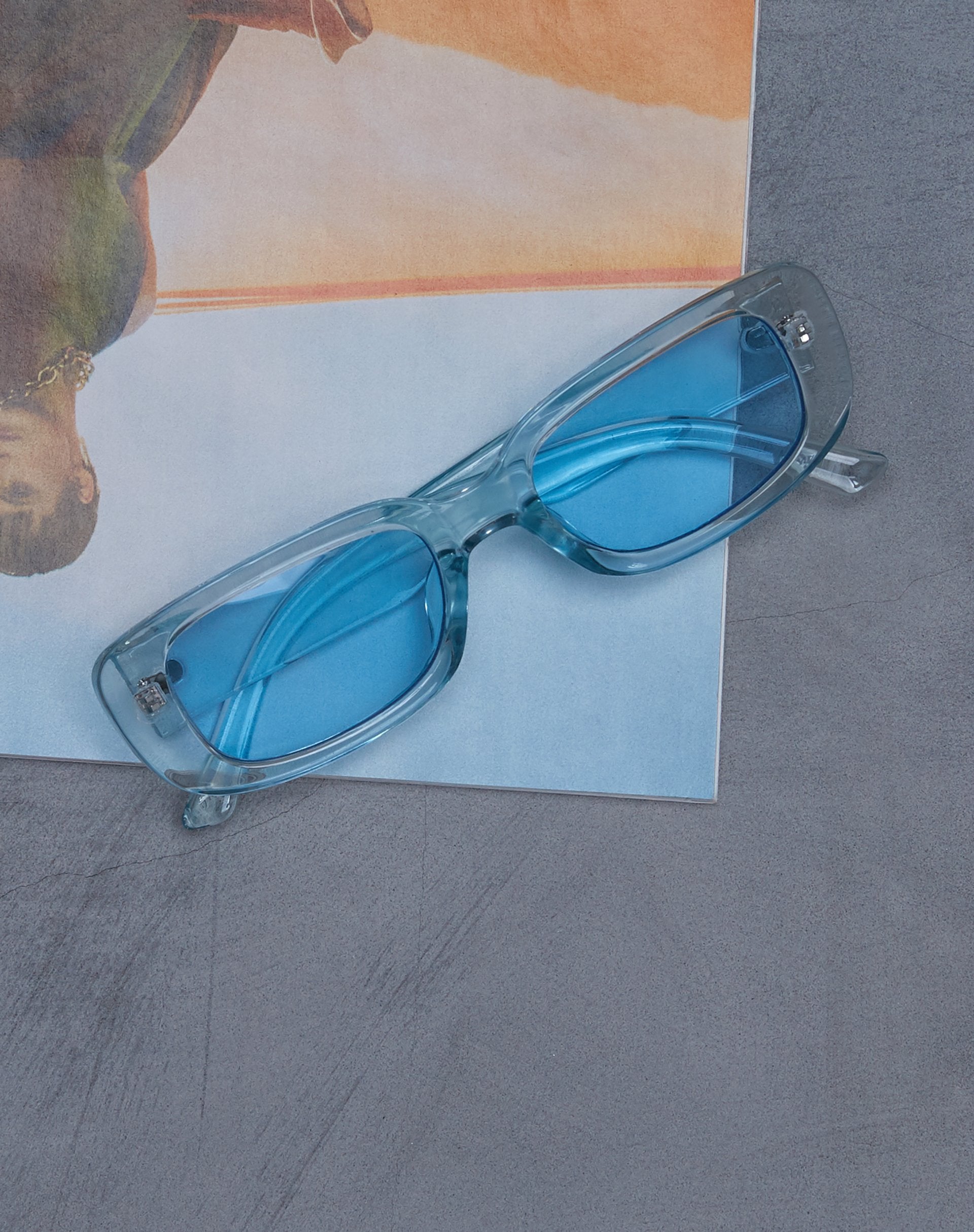 Image de la lunette de soleil Versa en bleu clair