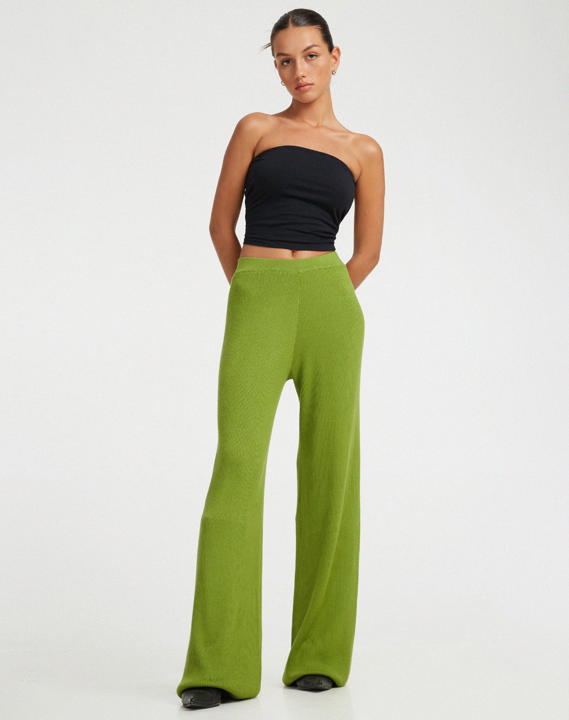 Image de Pantalon à jambe évasée Adolia en Golden Lime