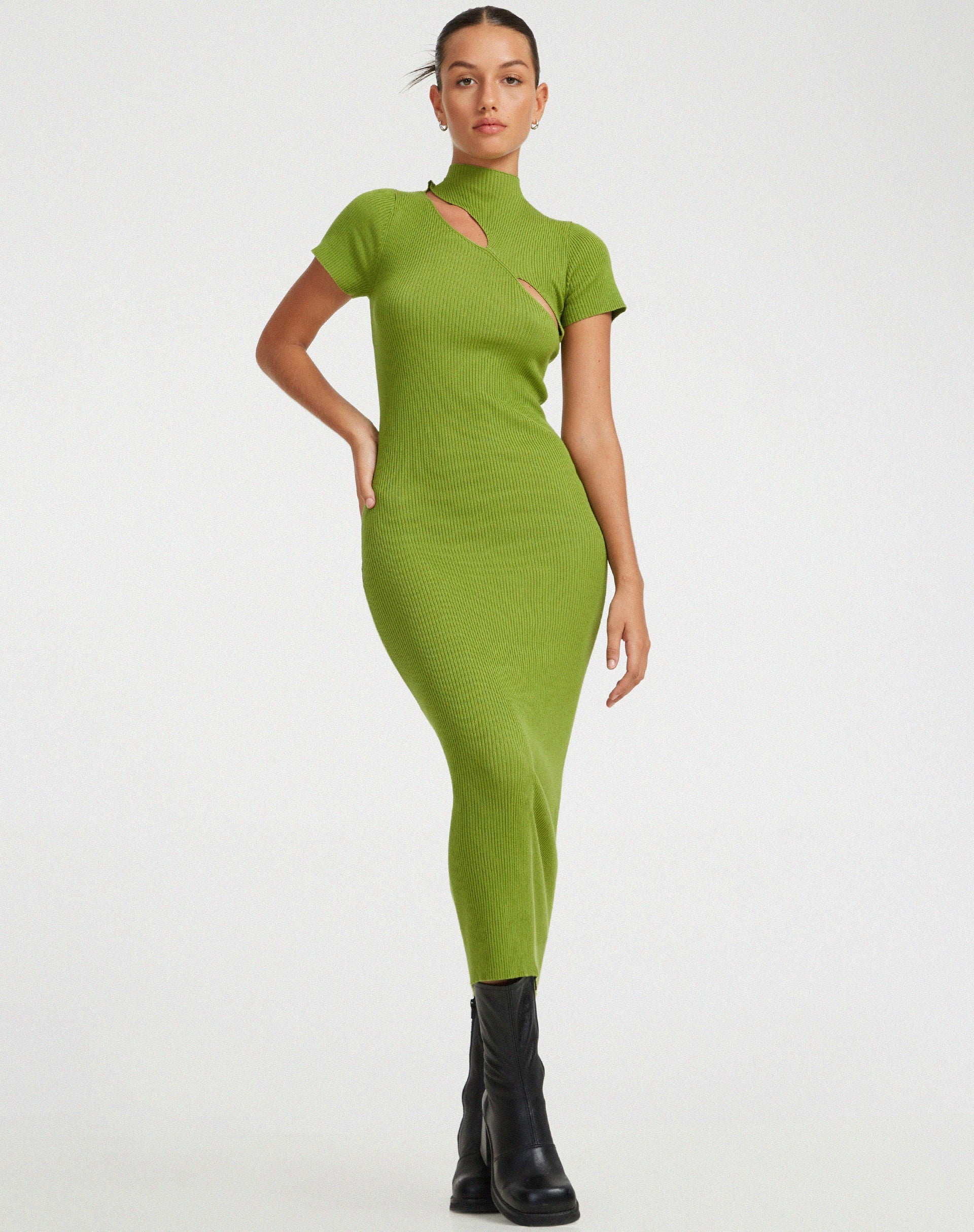 image de Afiqah Maxi Dress in Golden Lime