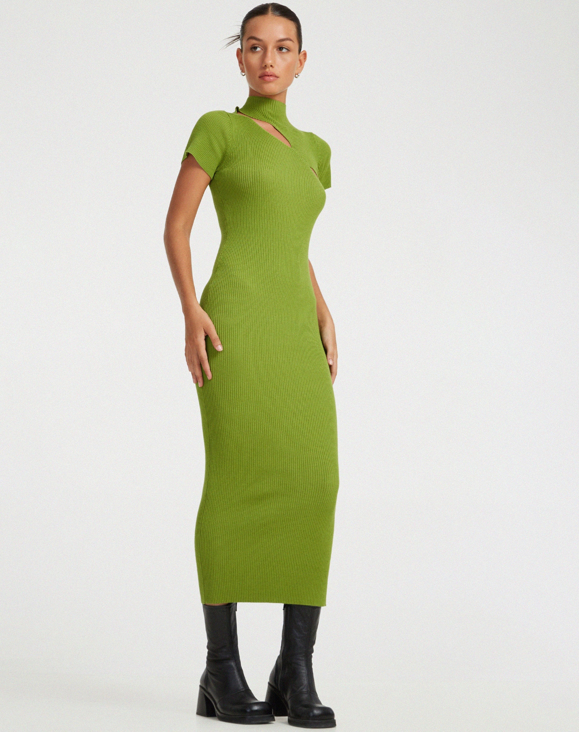 image de Afiqah Maxi Dress in Golden Lime