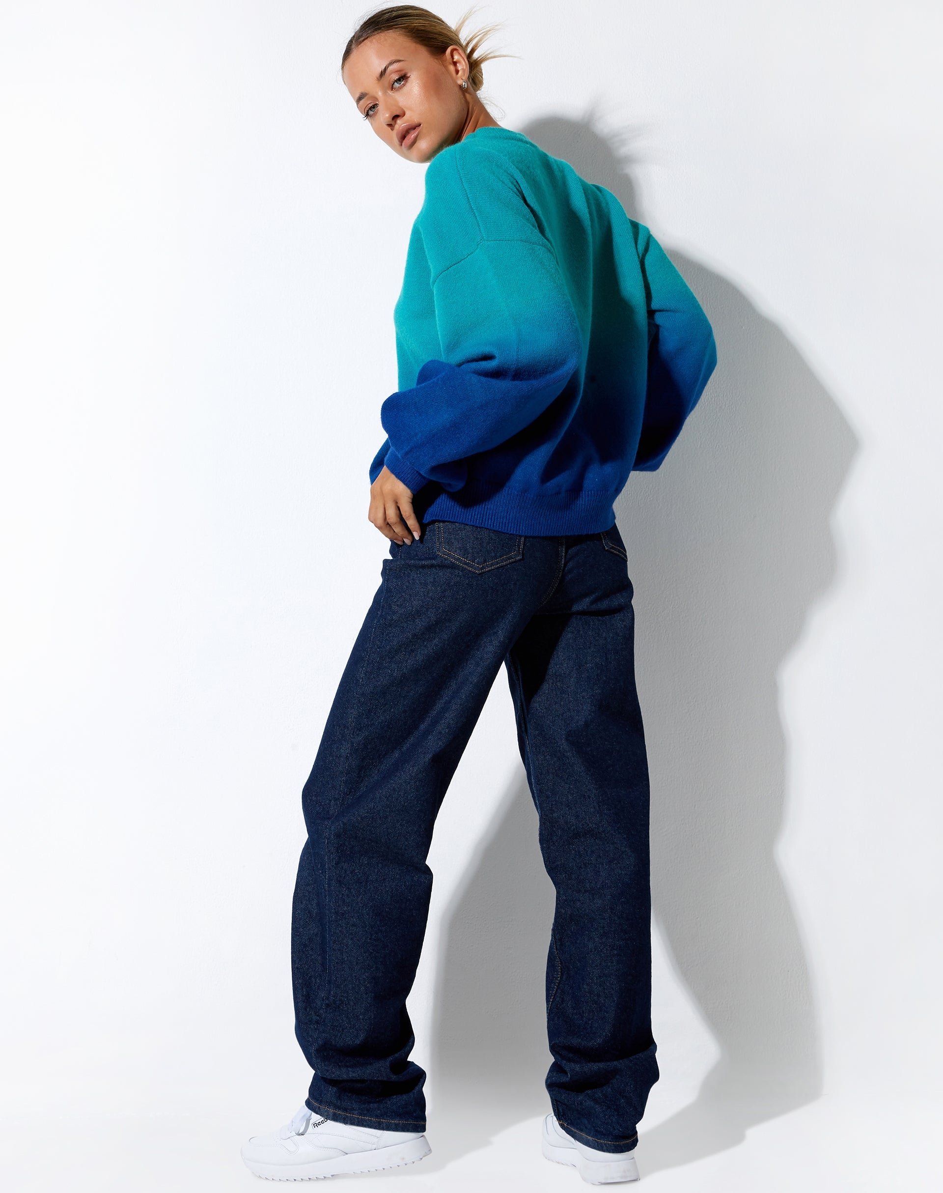 image de Akari Jumper in Gradient Blue
