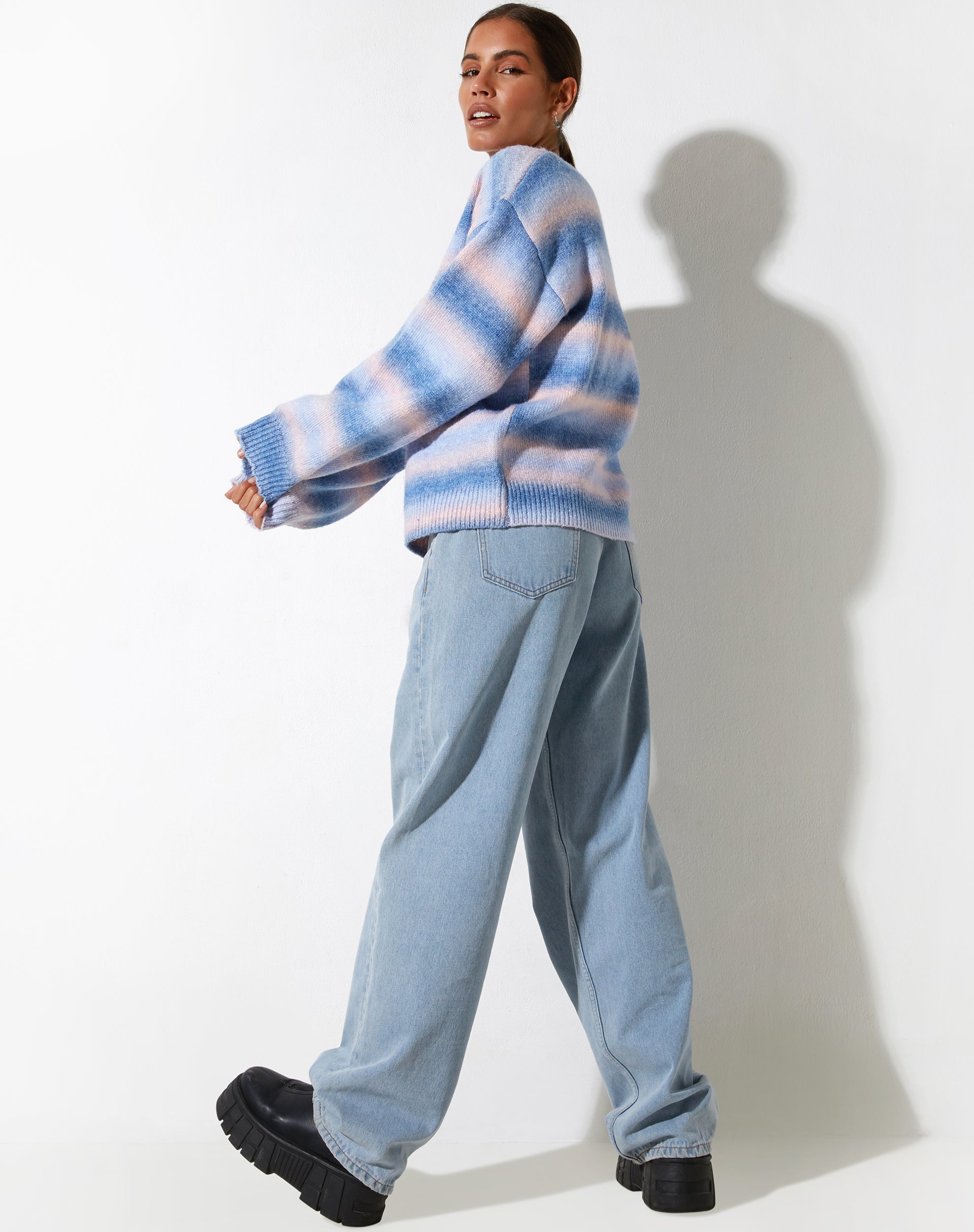Image de l'Ammaria Jumper en rose et bleu