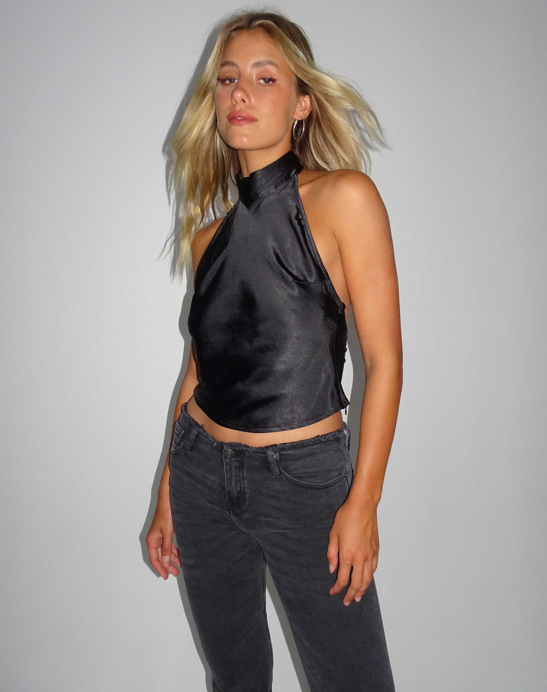 Image de Ataina Top en noir satiné