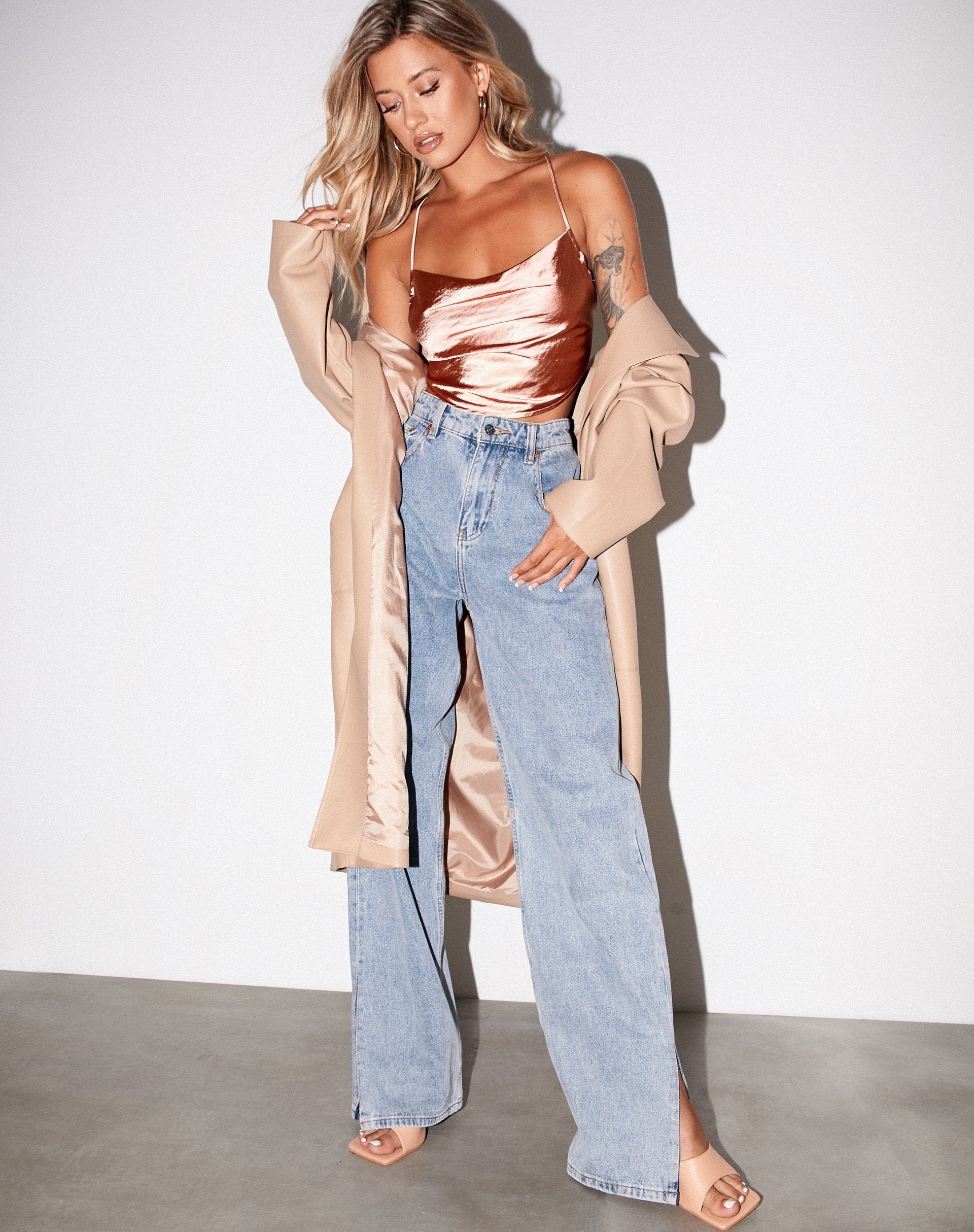 Image de Baila Crop Top in Satin Rose Gold