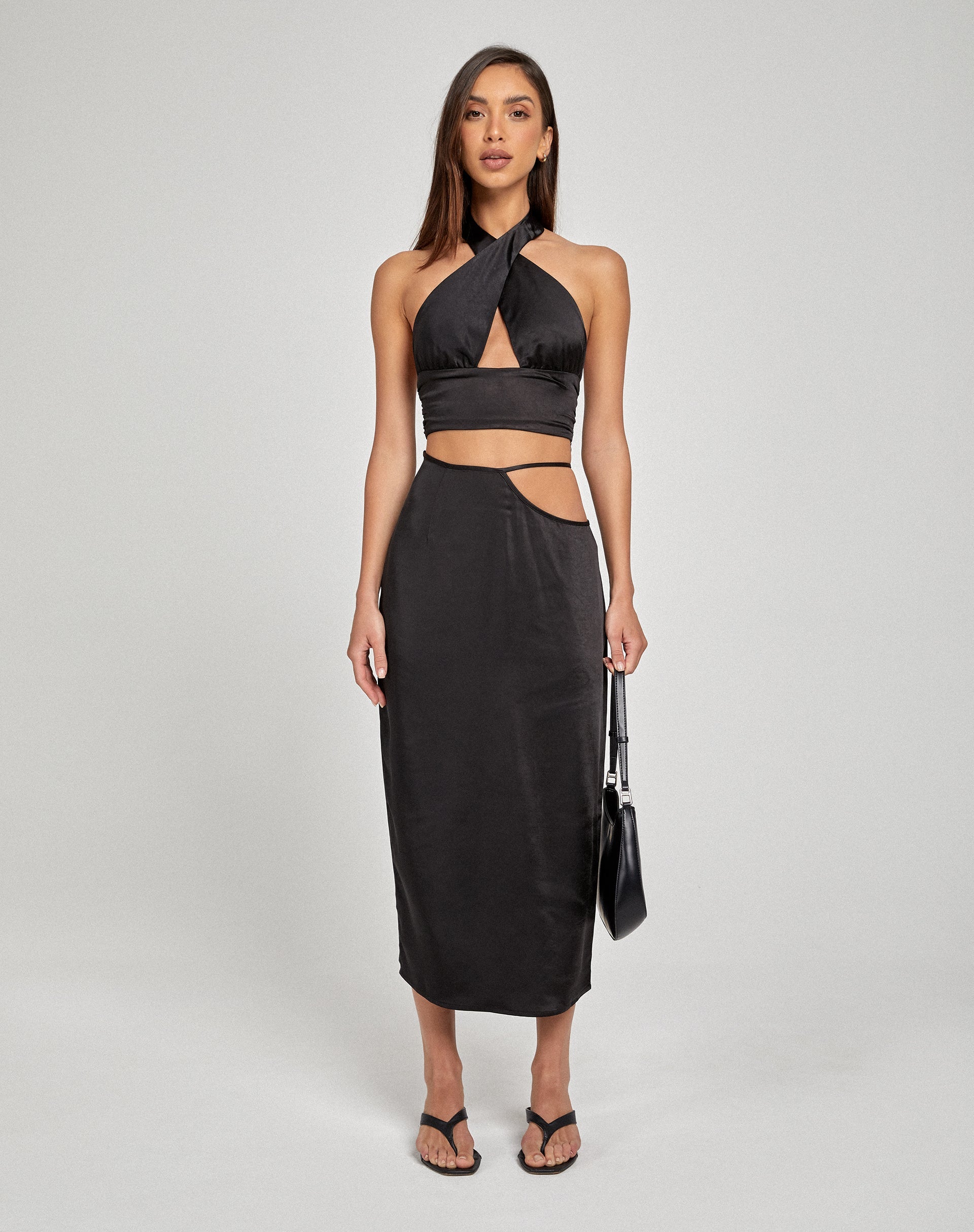 Image de Jupe midi Gardy en satin noir