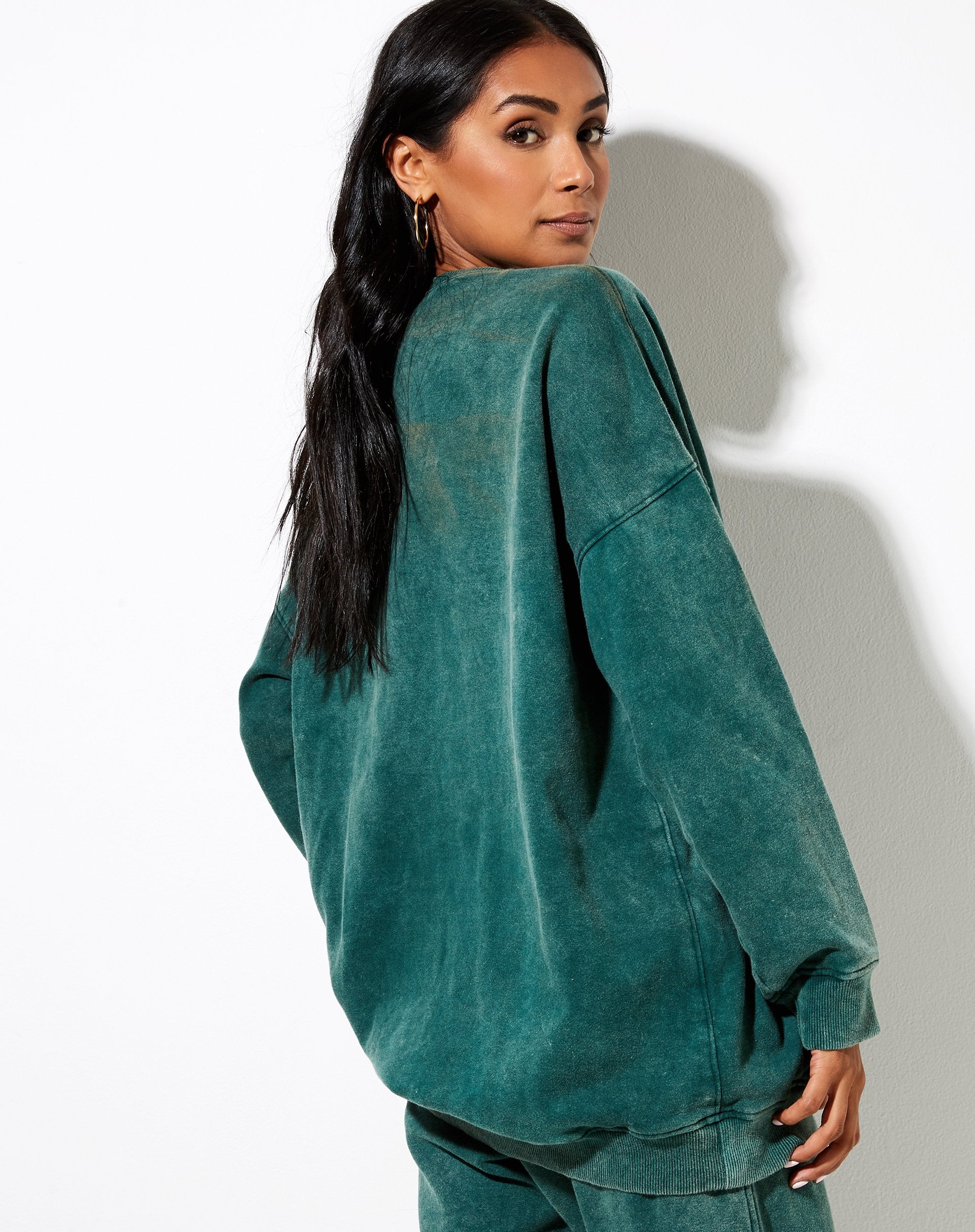 Image de Glo Sweatshirt en vert lavé Angel Energy Cherub Embro