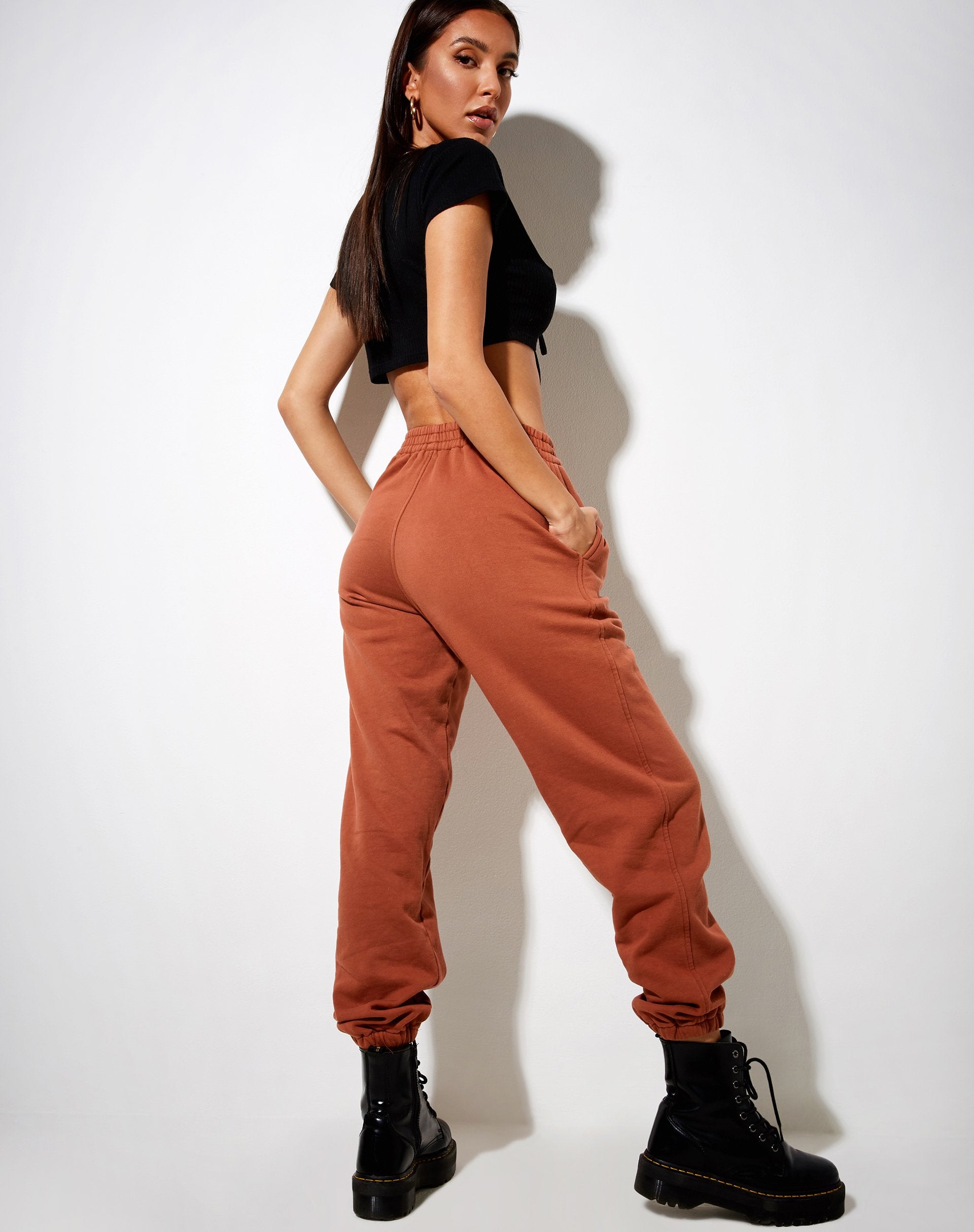 Image de Basta Jogger en brique brûlée Be Nice Label Embro