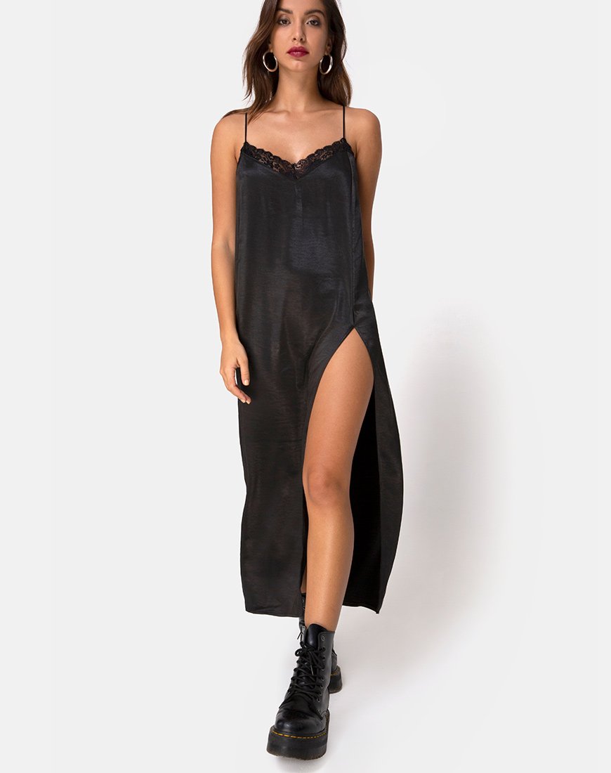 Robe longue Batilia en satin noir