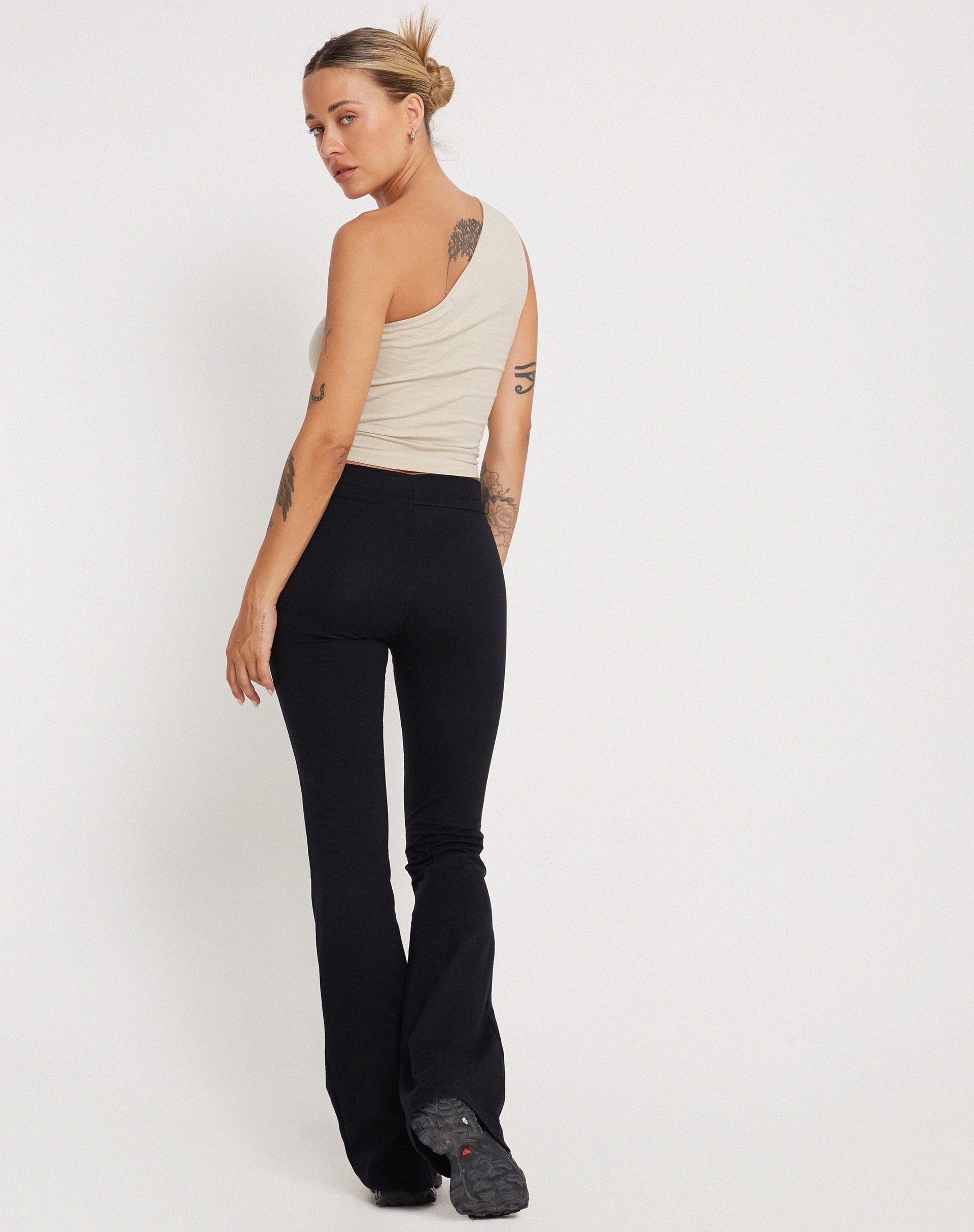 Image de Bay One Shoulder Top in Coconut Milk
