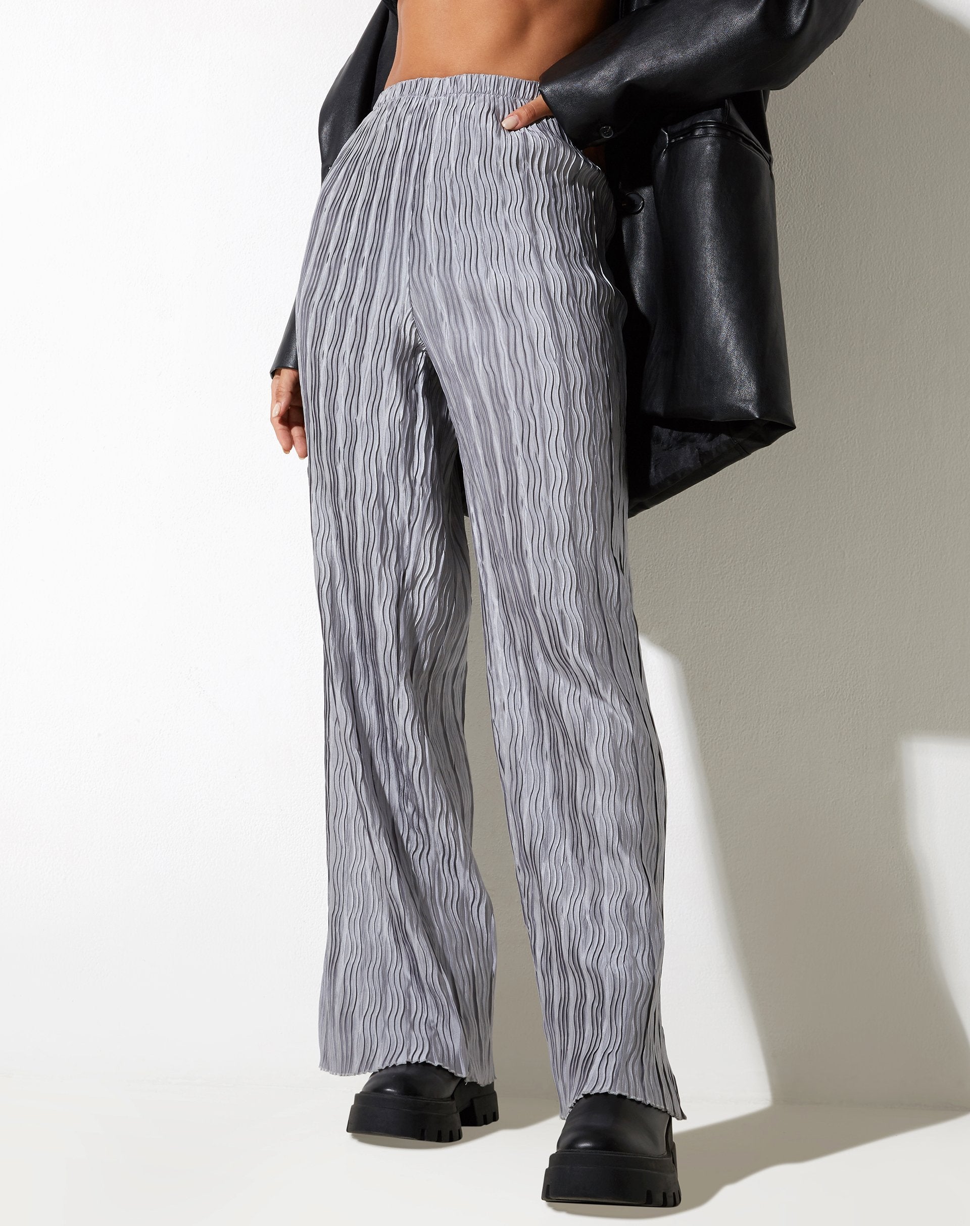 IMAGE DU Pantalon Bian en argent froissé