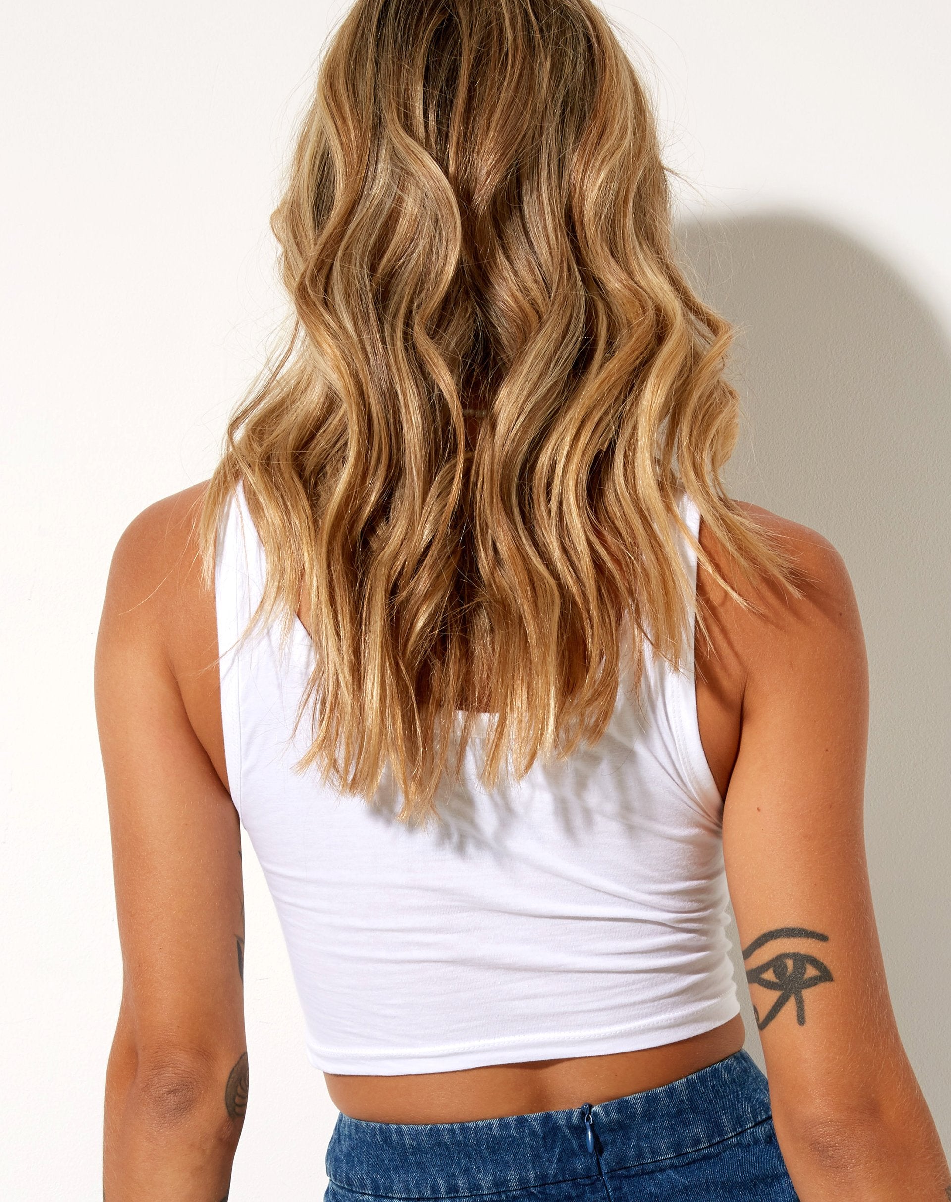 Image de Blois Crop Top in White 2 Cute 4 U
