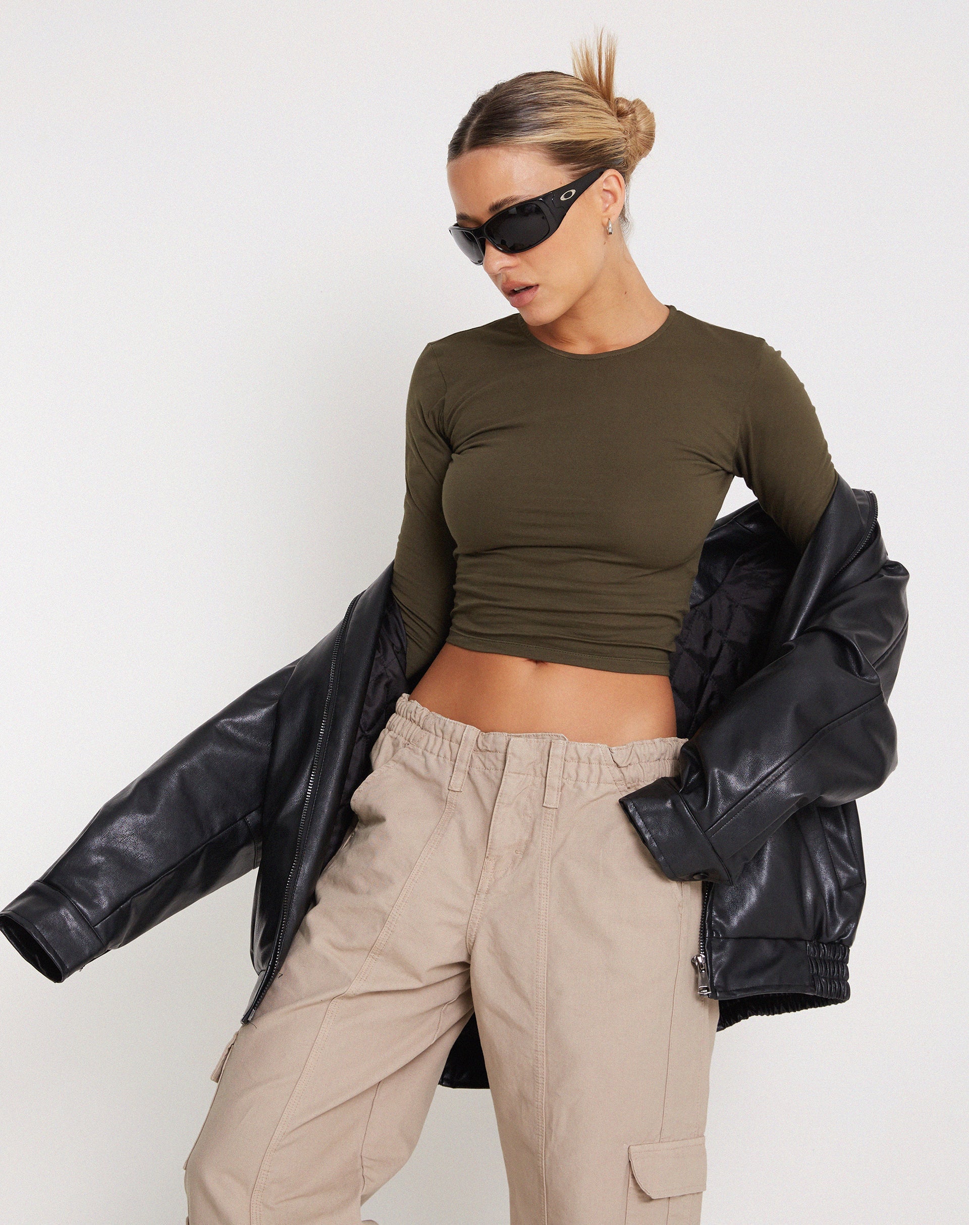 Image de Bon Long Sleeve Top in Olive