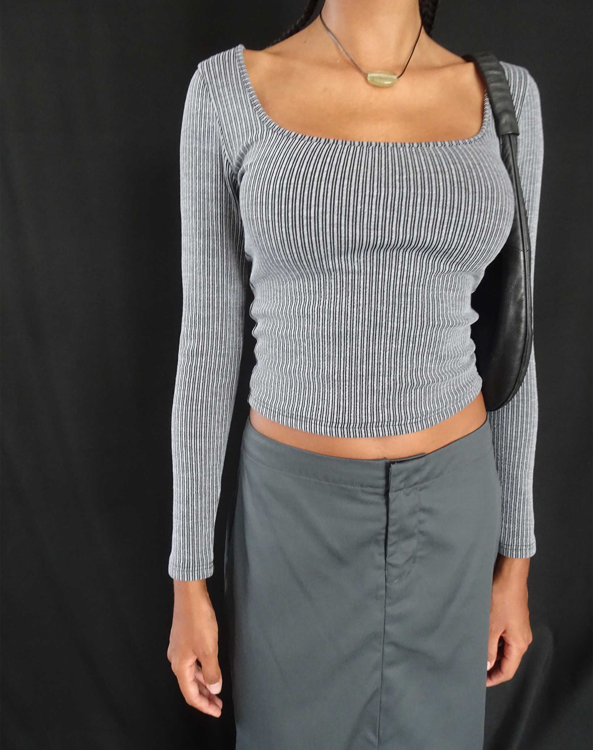 Image de Bonlo Long Sleeve Top in Two Tone Rib Grey