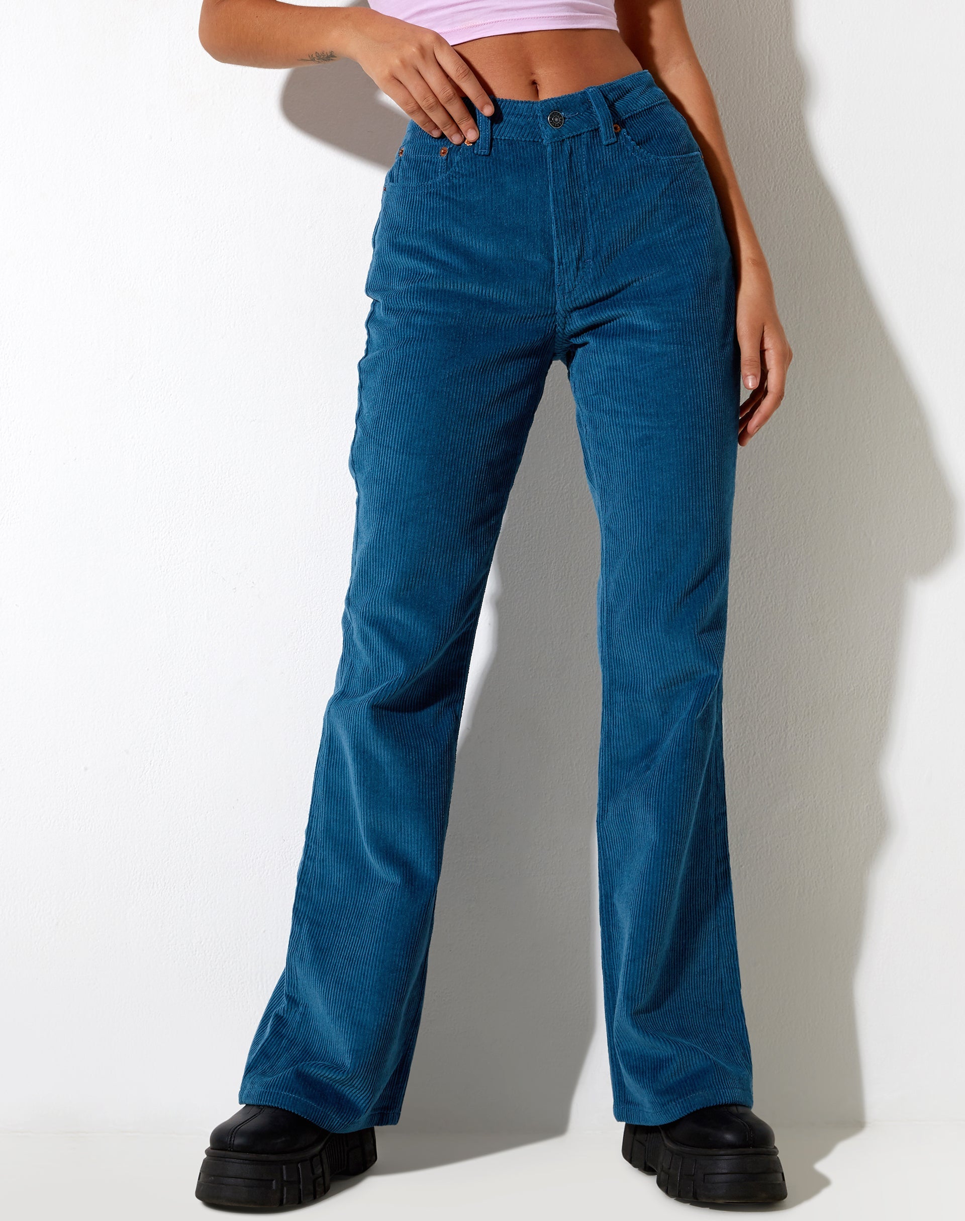 Image de Bootleg Jeans in Cord Blue
