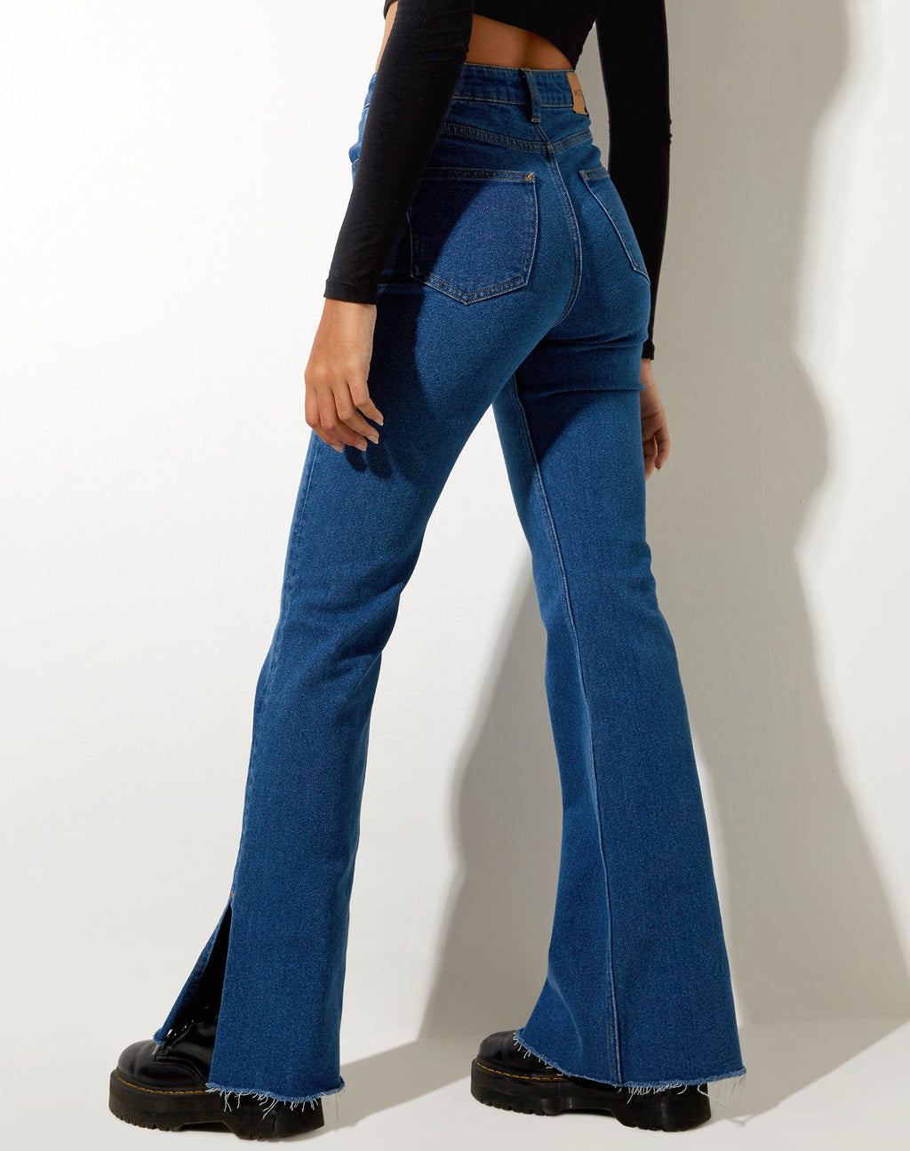 Jean Bootleg fendu, délavage moyen