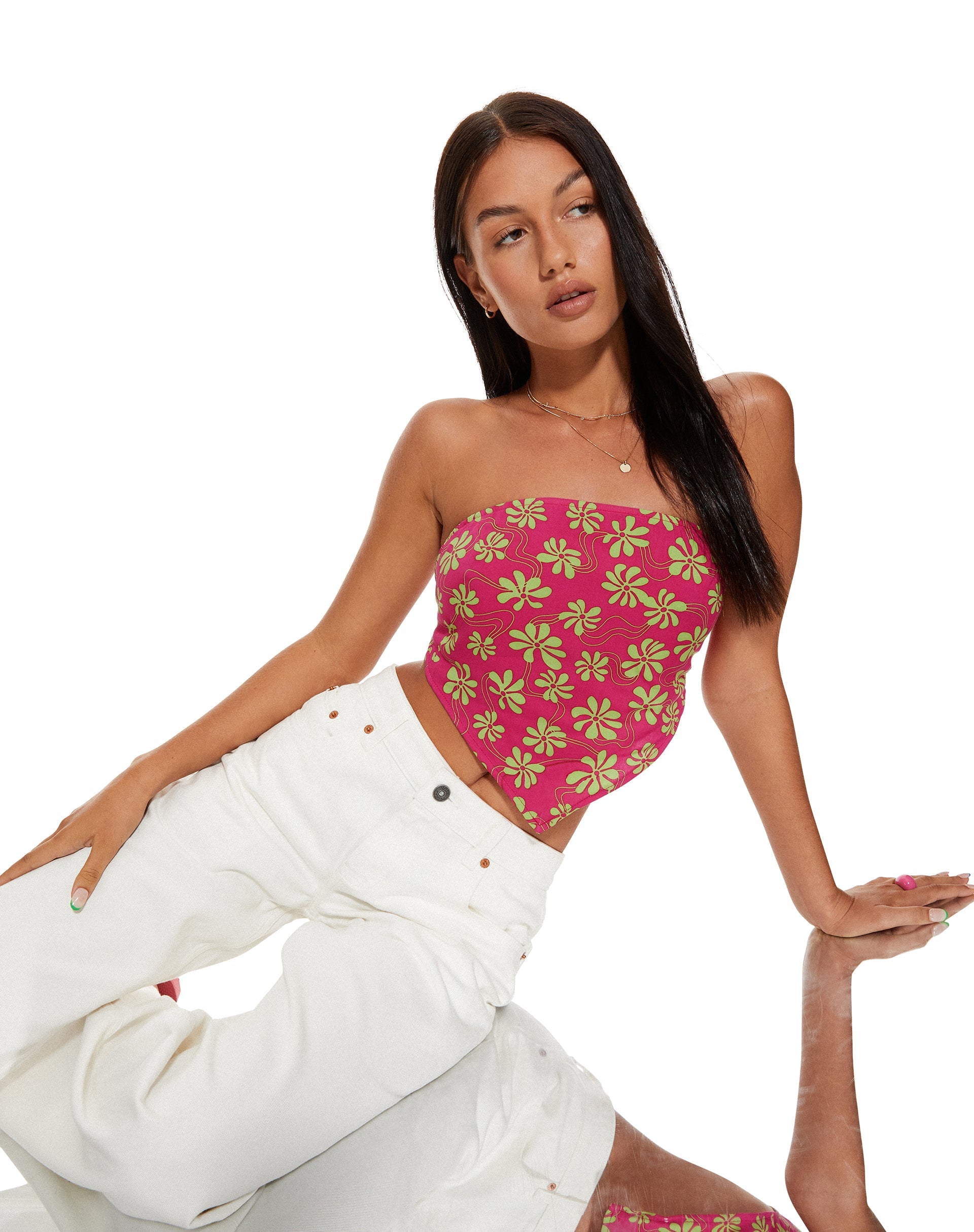 image de MOTEL X BARBARA Iryas Crop Top in 90s Beachy Floral Hot Pink