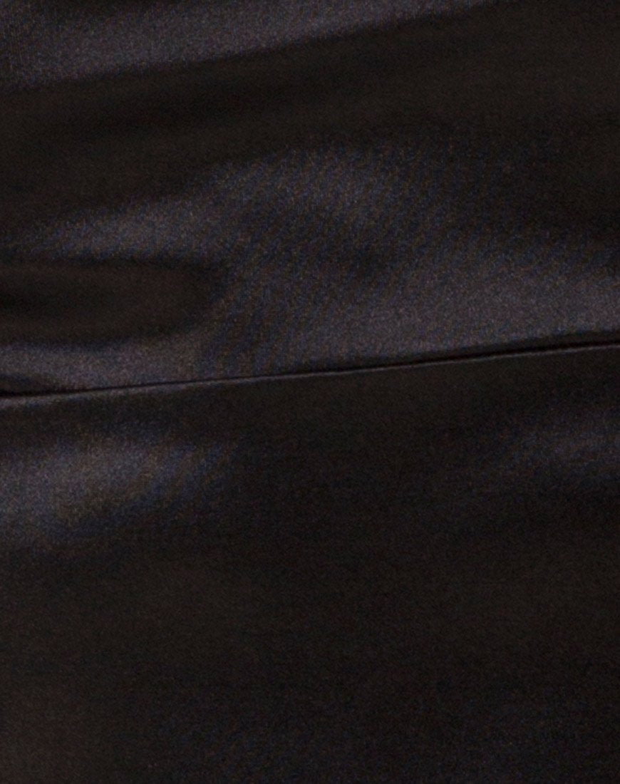 Image de la robe Cecile en satin noir