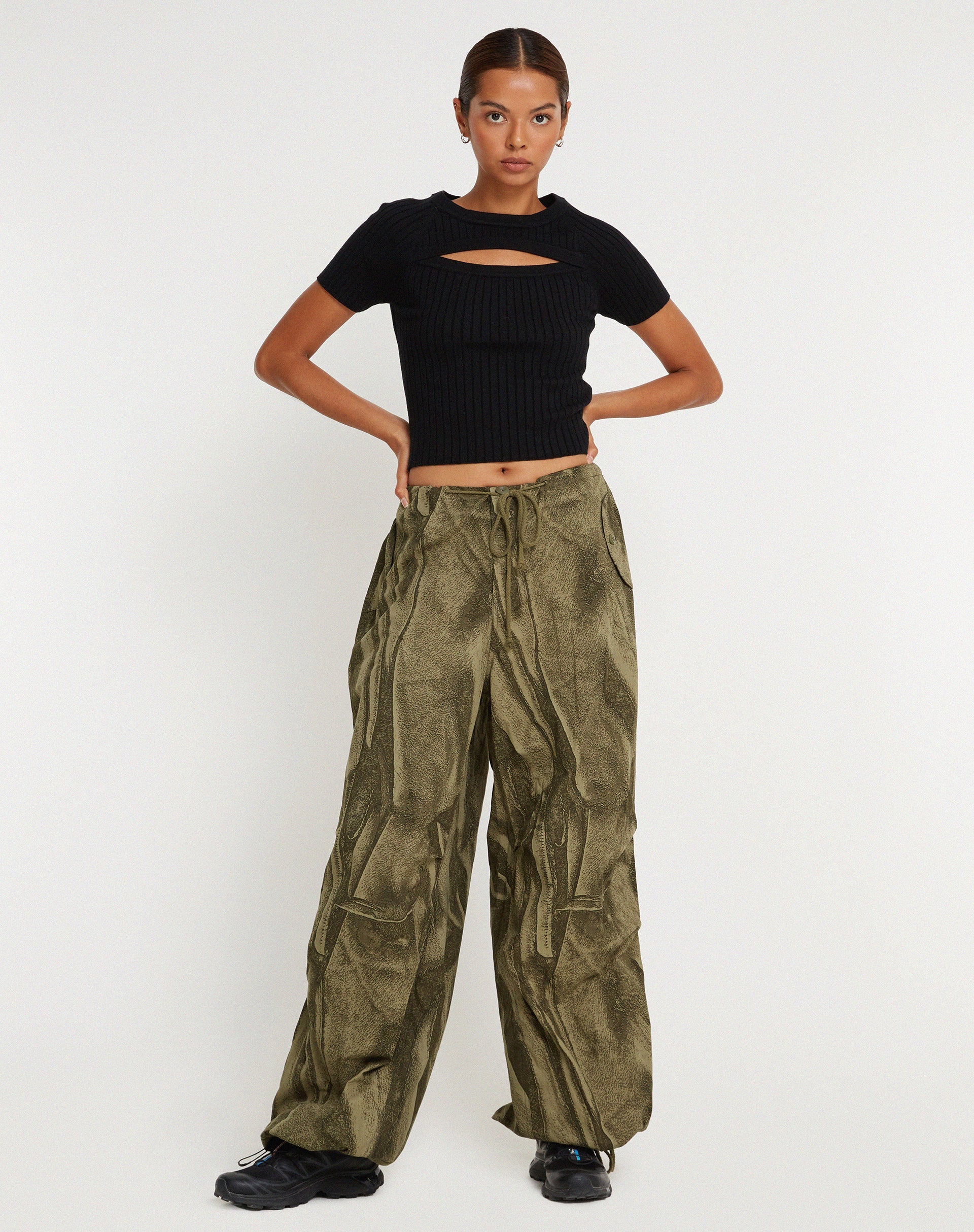 Image de Pantalon Chute en Dystopian Crease Khaki