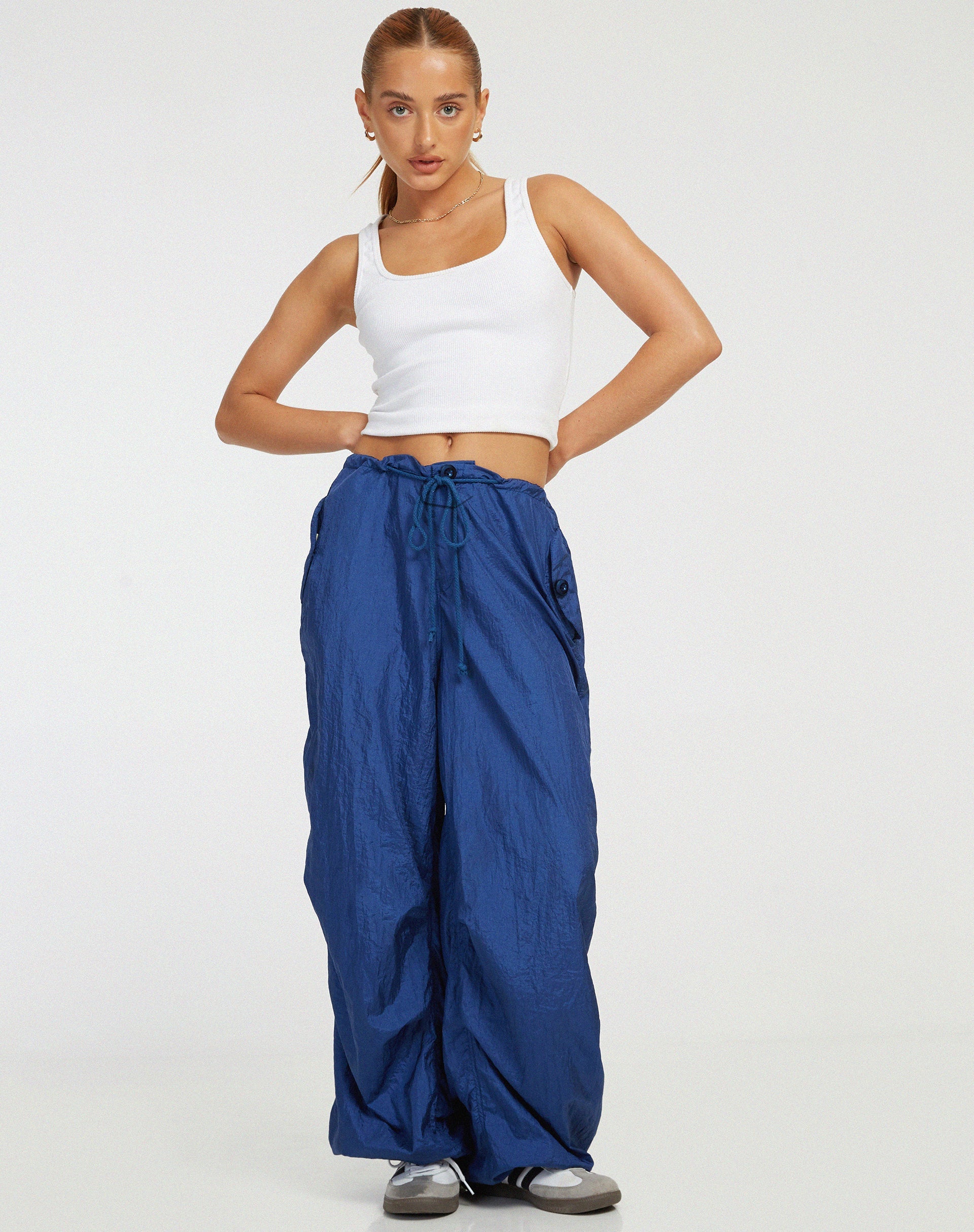 Image du pantalon Chute en marine