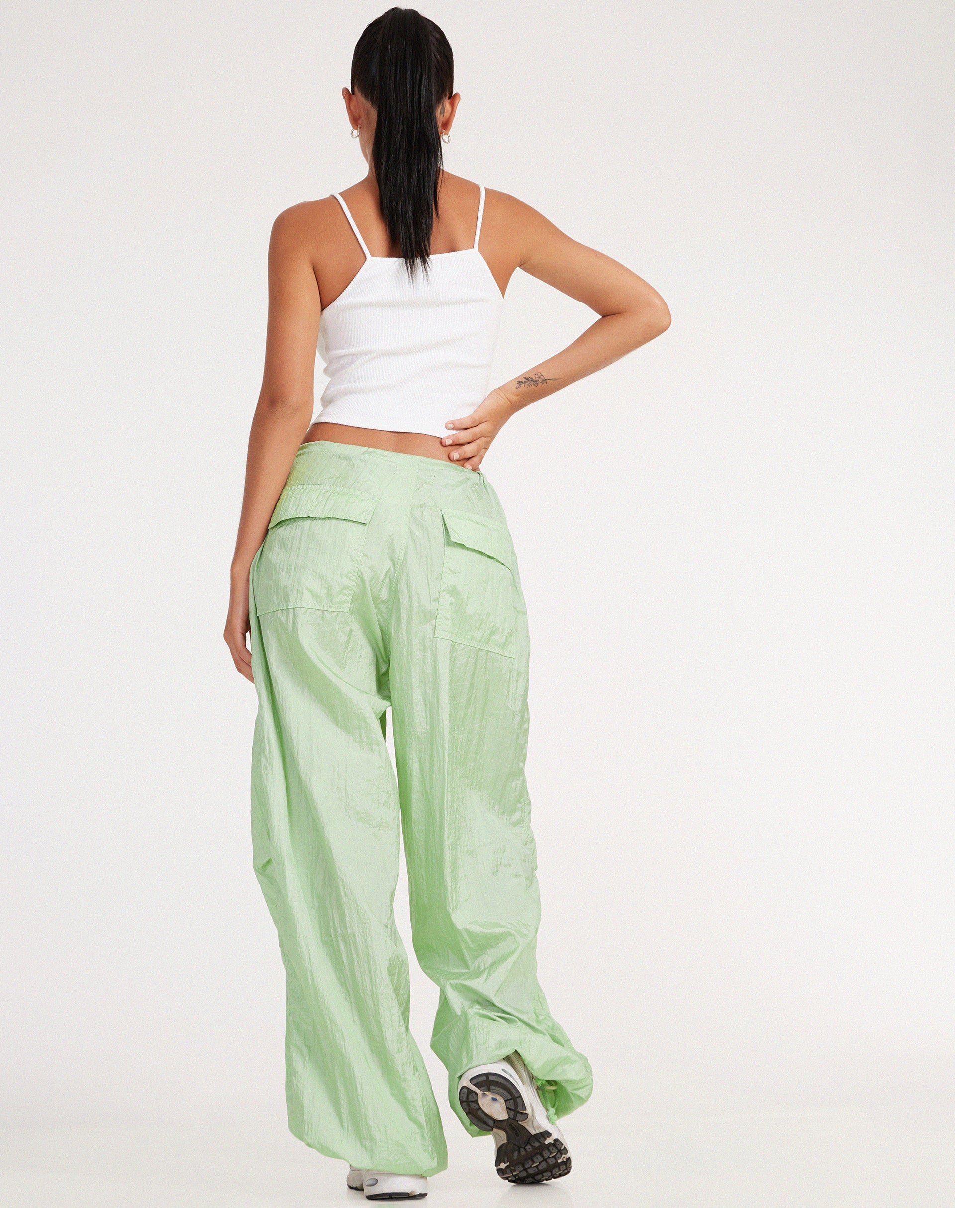 Image du pantalon Chute en sauge