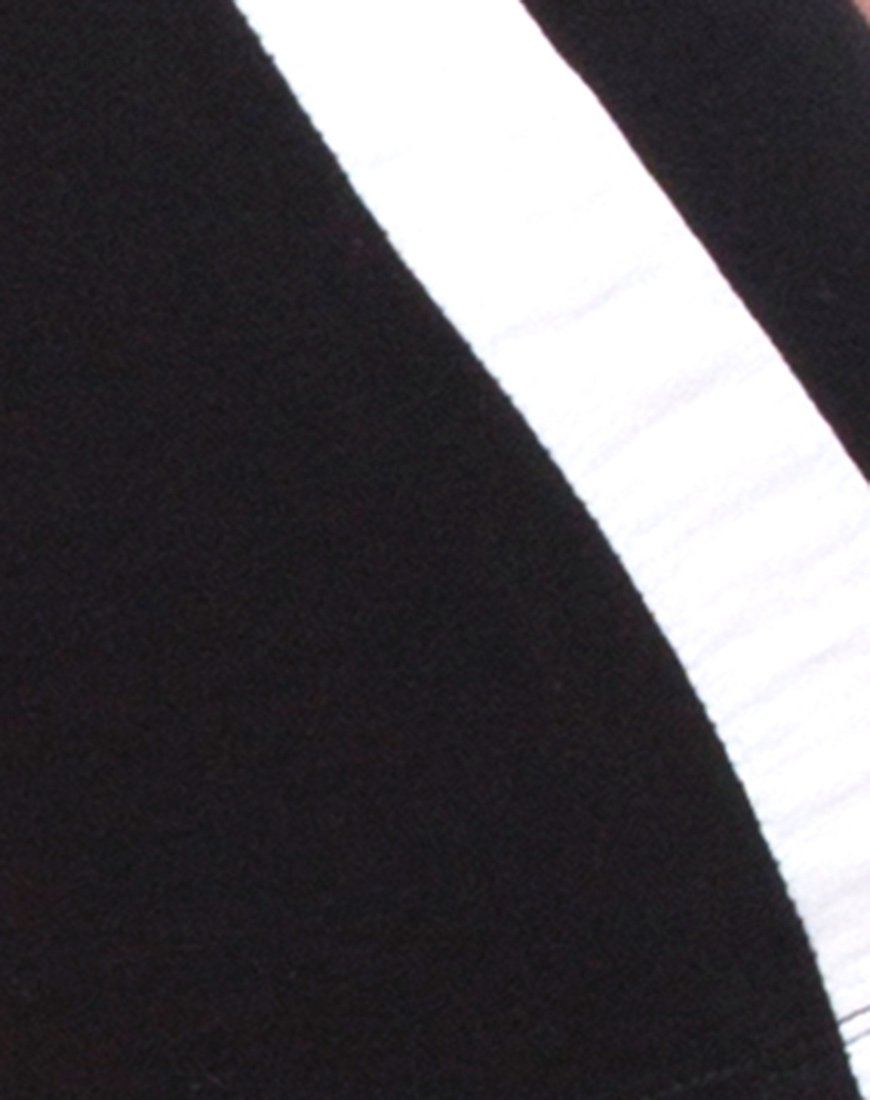 Image de Cirst Short en noir avec rayures blanches