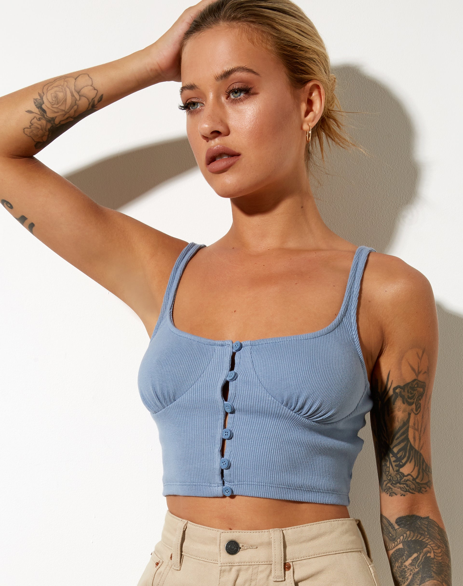 Image de Darau Crop Top in Rib Powder Blue