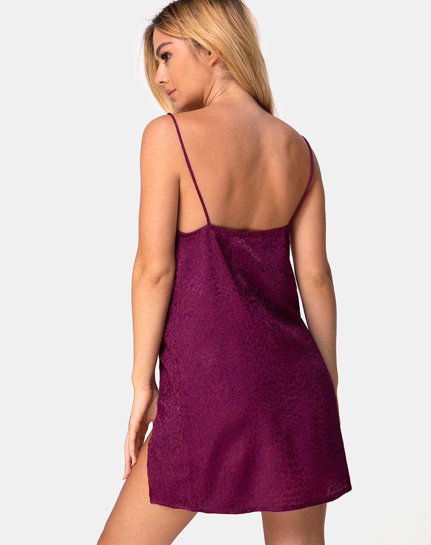 Datista Slip Dress en satin Cheetah Grape