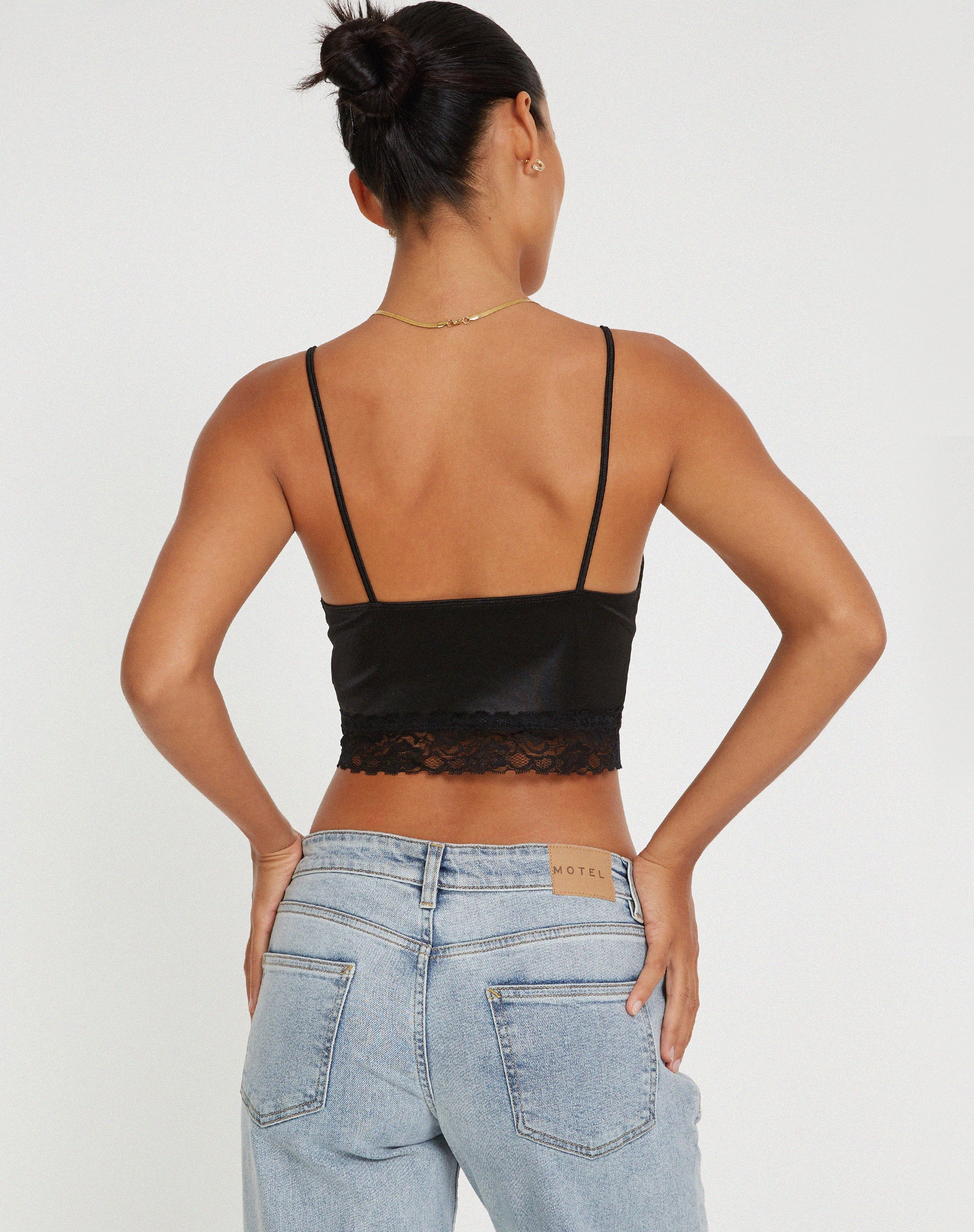 image de Datuk Crop Top in Satin Black