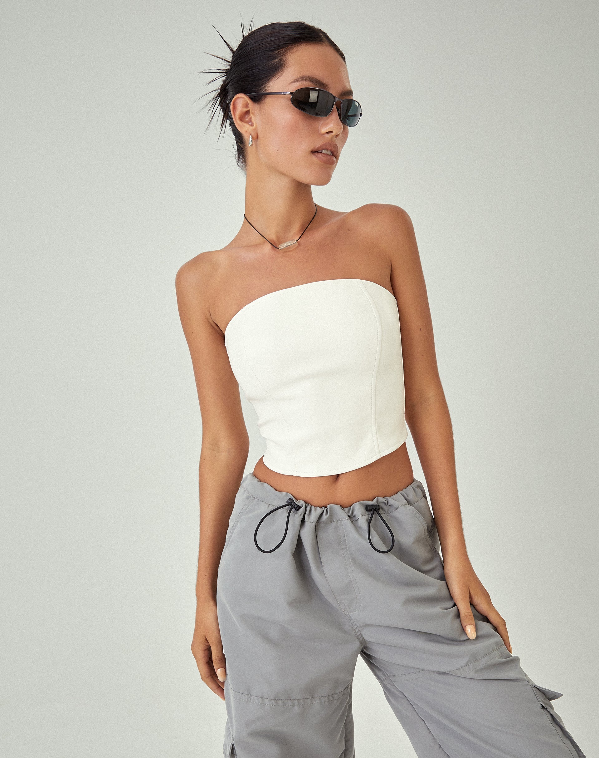 Image de MOTEL X JACQUIE Top corset Dena en PU Off White