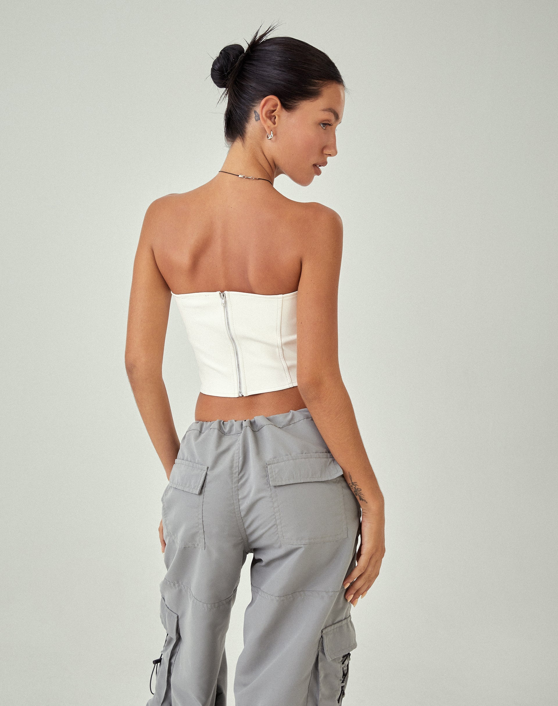 Image de MOTEL X JACQUIE Top corset Dena en PU Off White