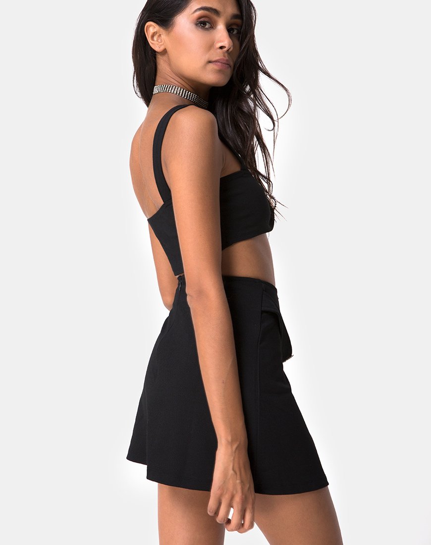 Drue Crop Top en noir avec anneau diamanté