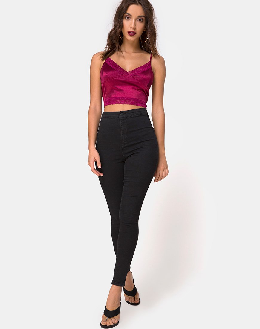 Image de Dyrana Top in Burgundy with Burgundy Lace