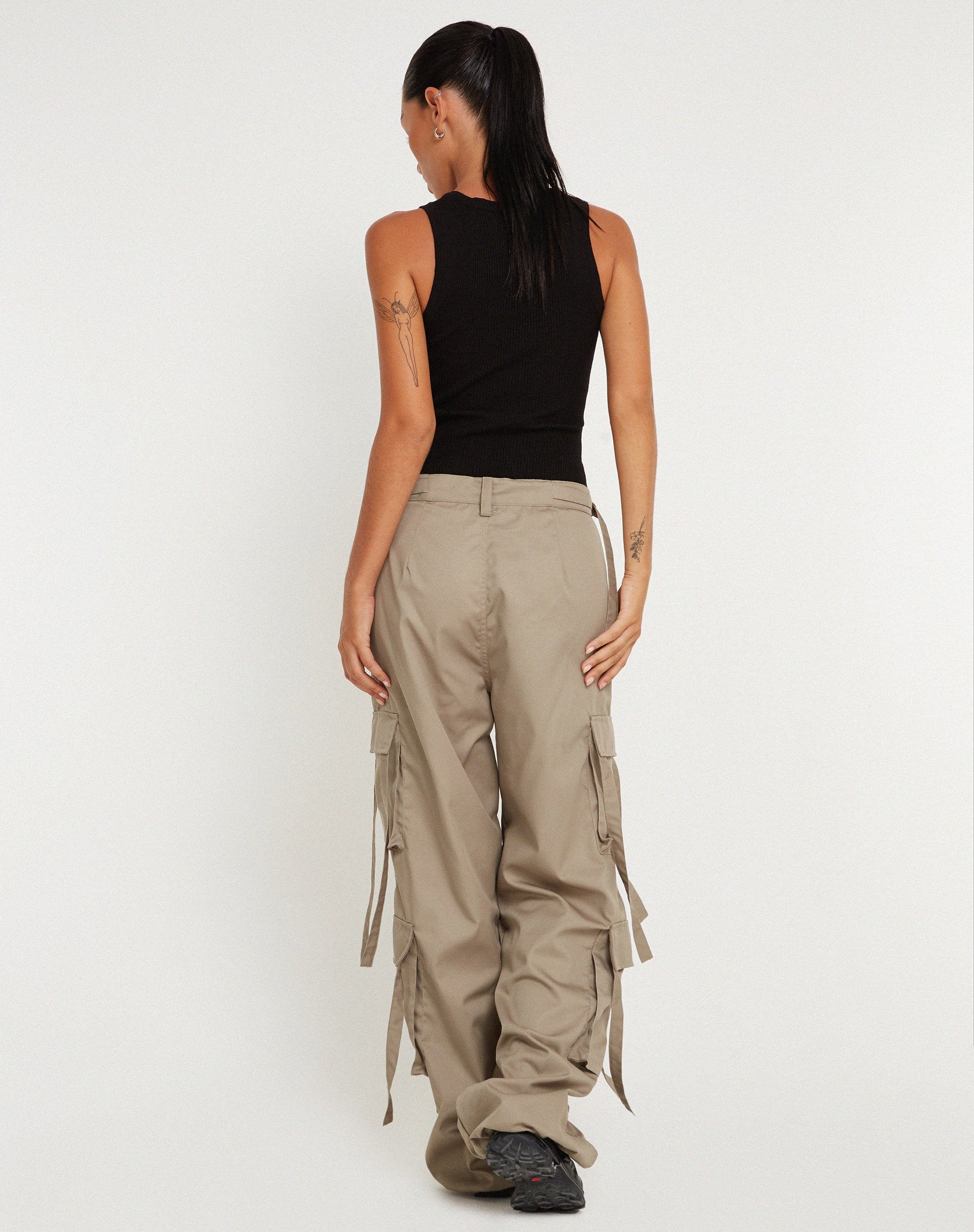 Image de pantalon cargo à jambes larges Edgar en coton drill taupe