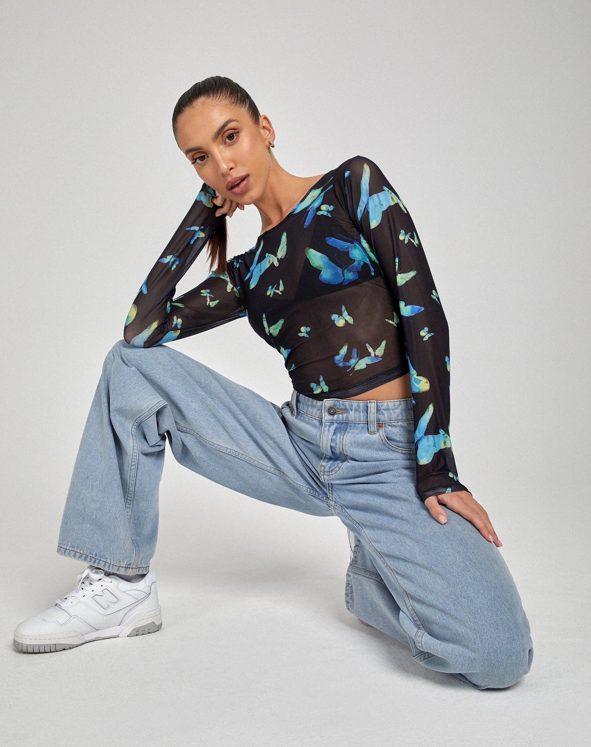 Image de Elijah Long Sleeve Top in Butterfly Watercolour Black