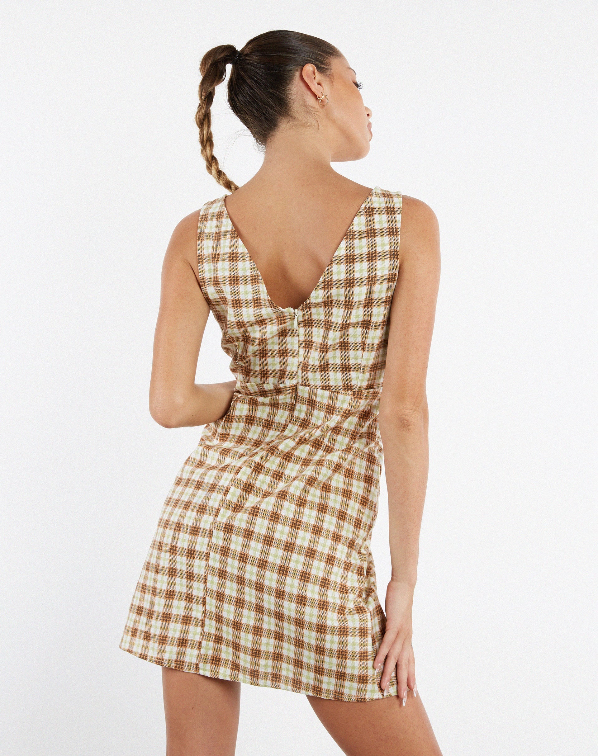 Image de MOTEL X JACQUIE Robe de jour Eluned à carreaux jaunes et bruns