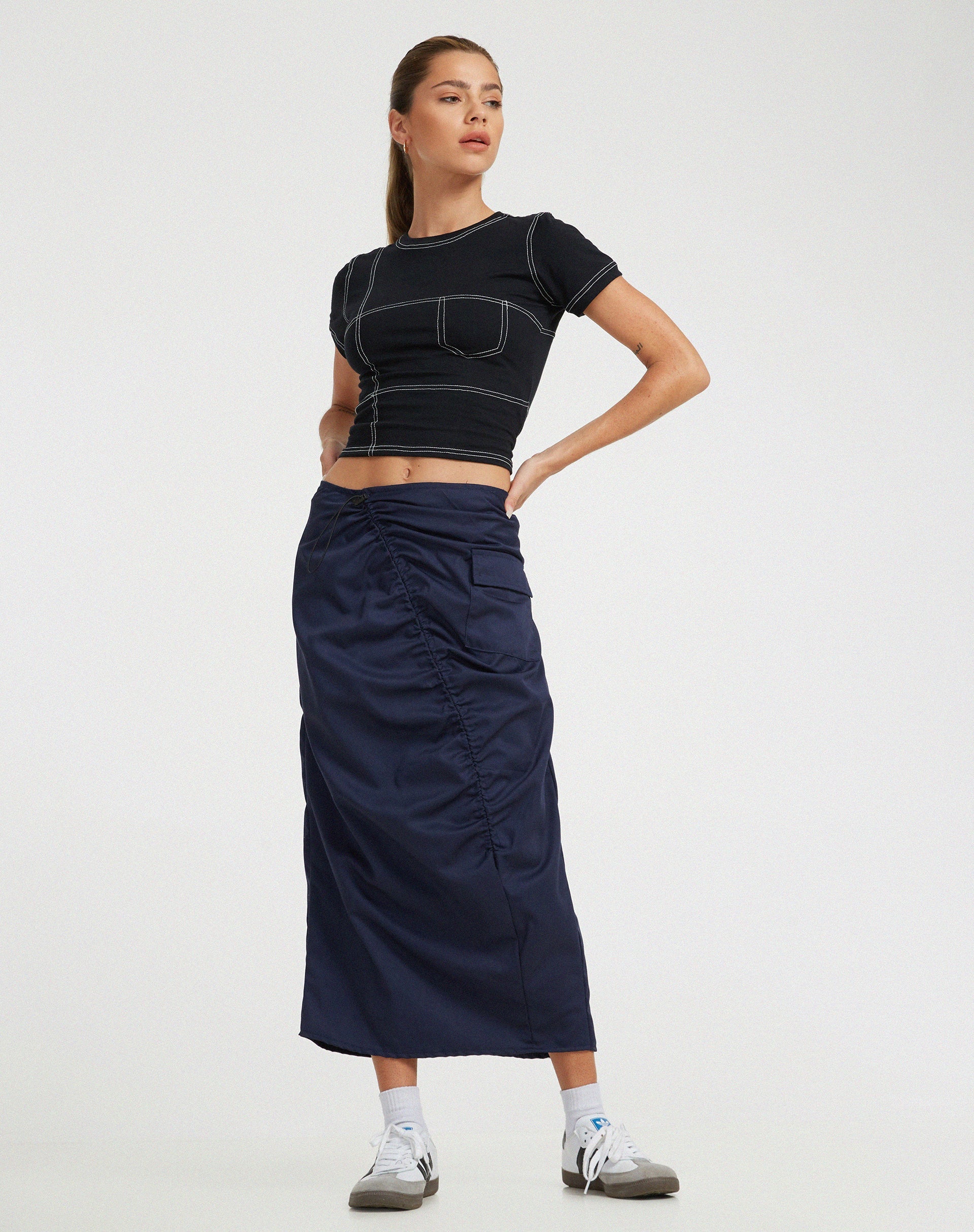 image de Enore Midi Skirt in Navy