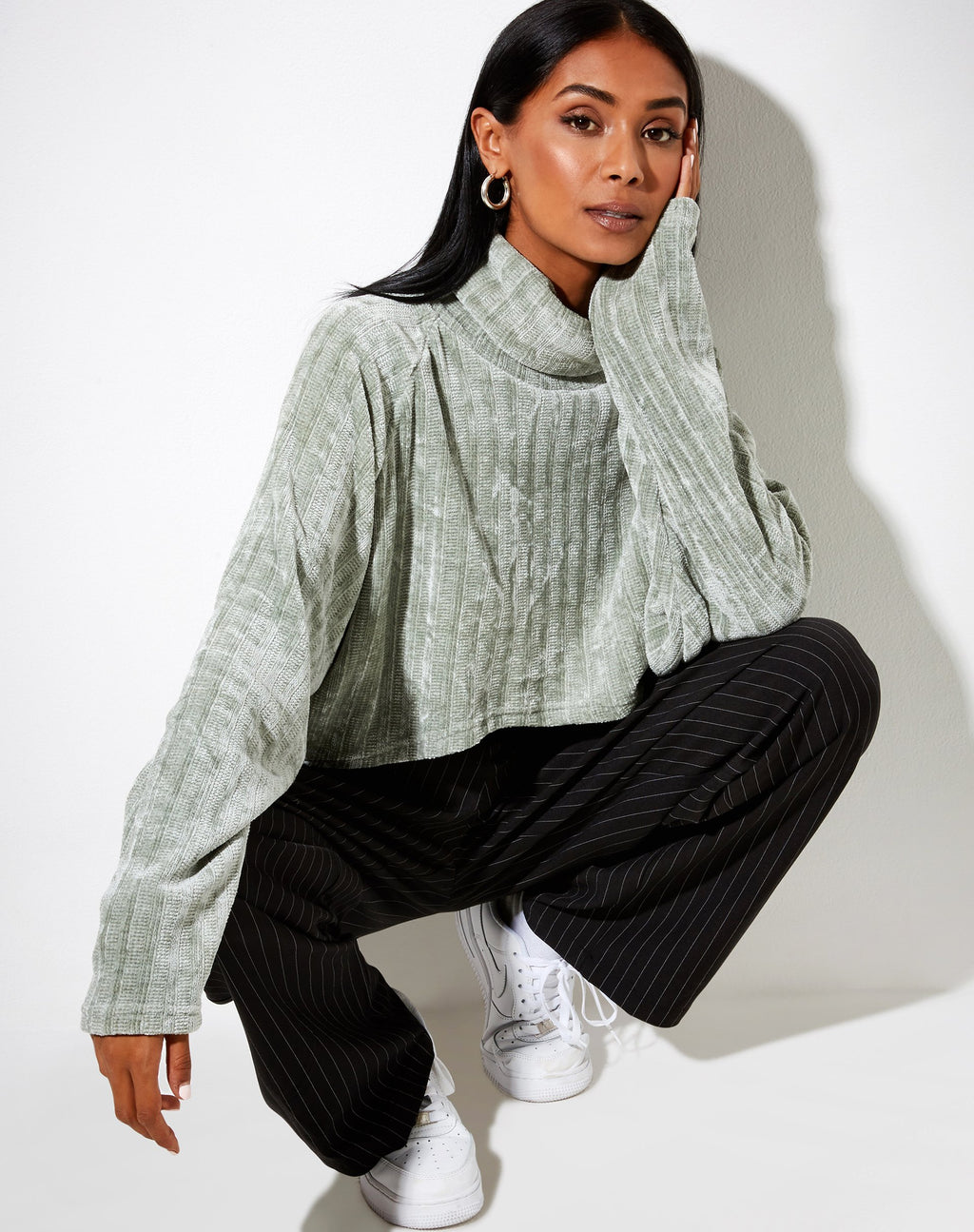 Pull court Evie en chenille de sauge