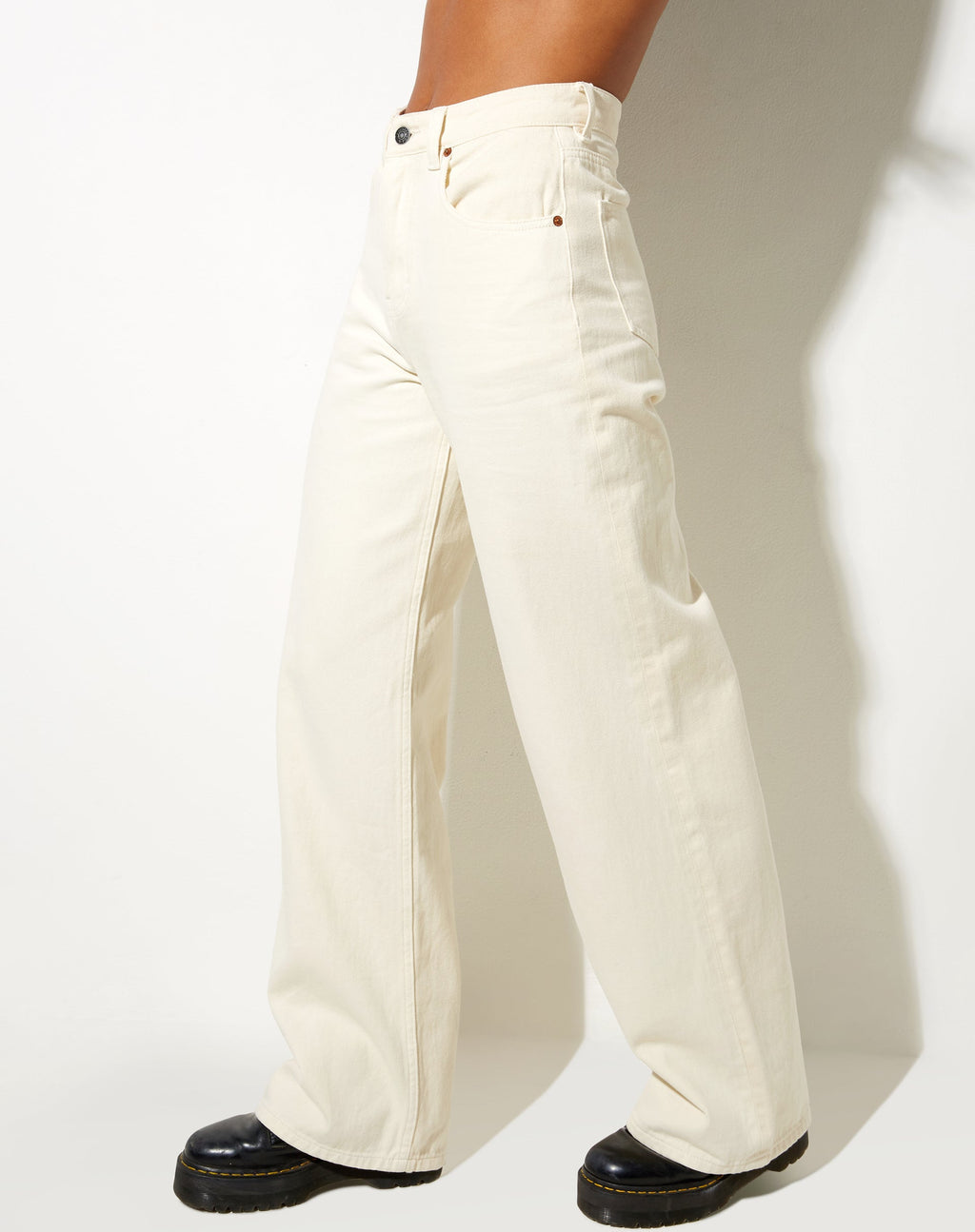 Jeans extra larges et spacieux en blanc cassé
