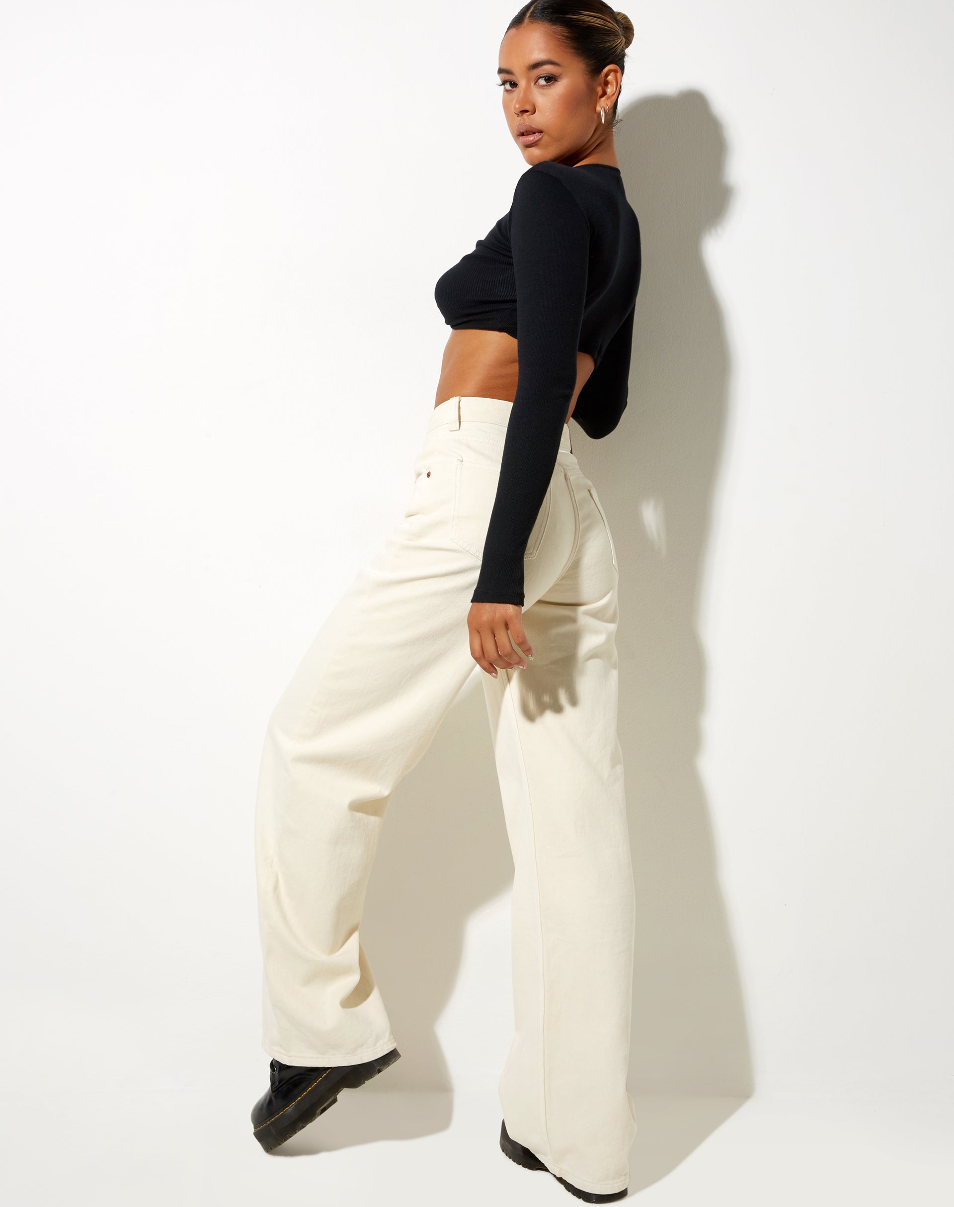 Image de Jeans extra larges en blanc cassé