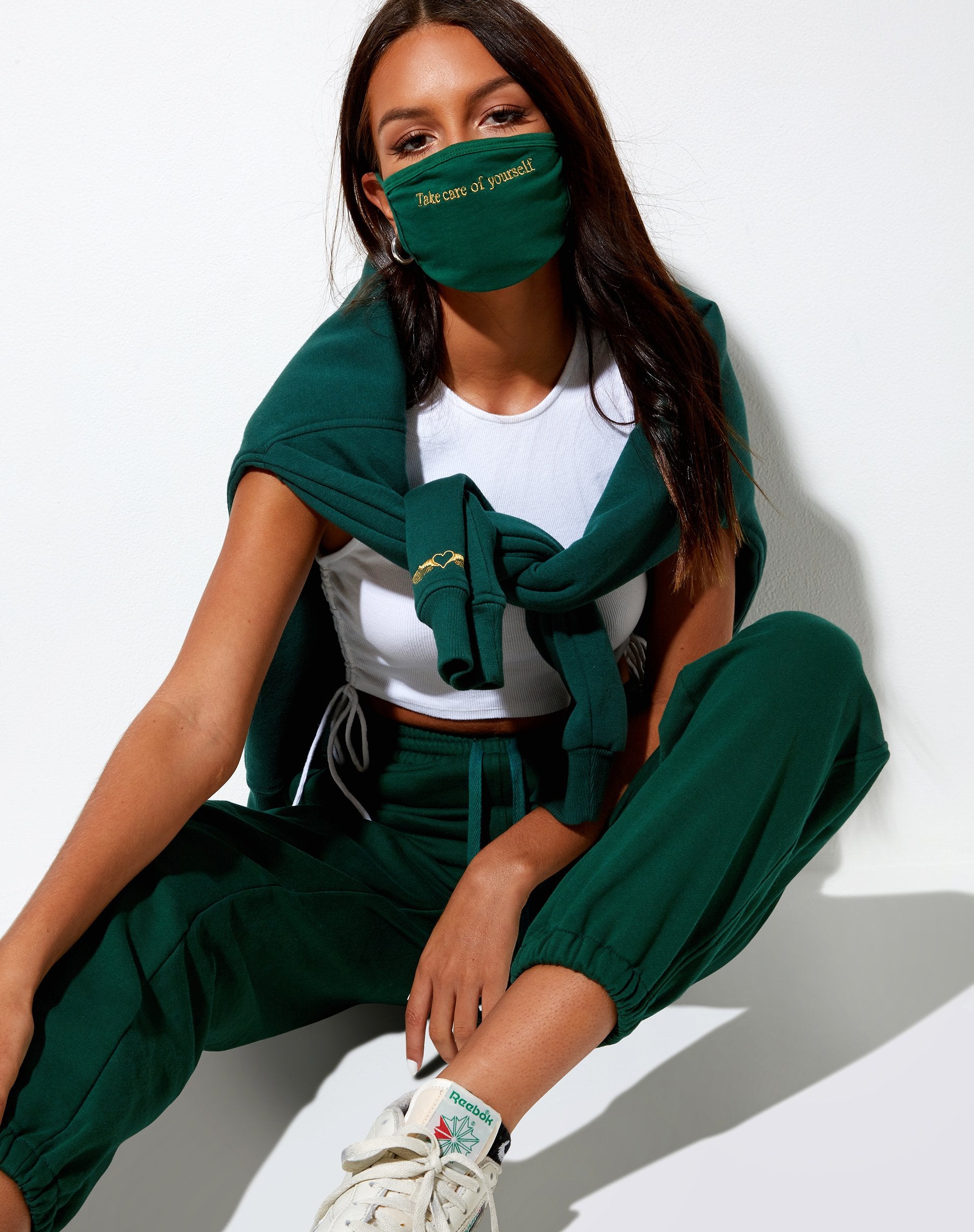 Image de Masque de visage en bouteille vert Take Care Of Yourself Embro