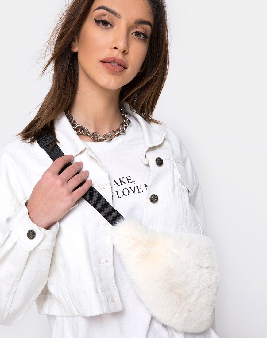 Image de Bumbag en fourrure blanche