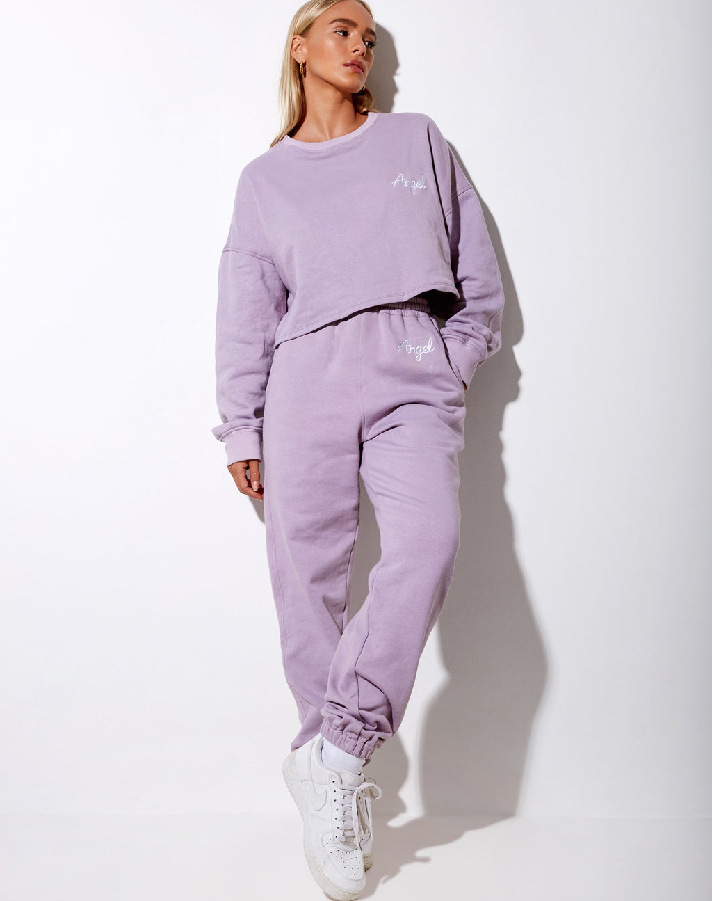 Pantalon de jogging Basta en Violet 'Angel' Embro White