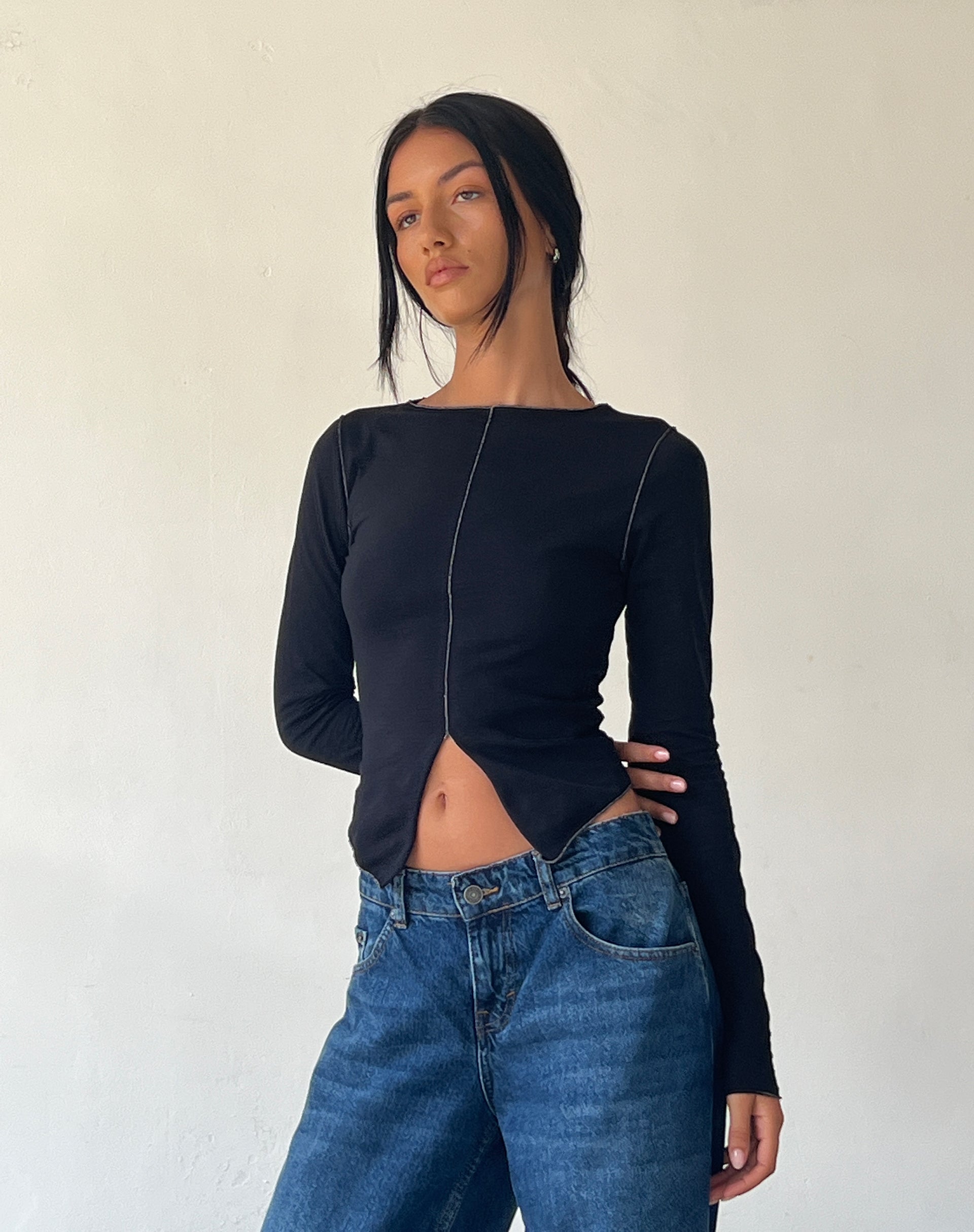 Image de Fenrin Long Sleeve Butterfly Jersey Top in Black