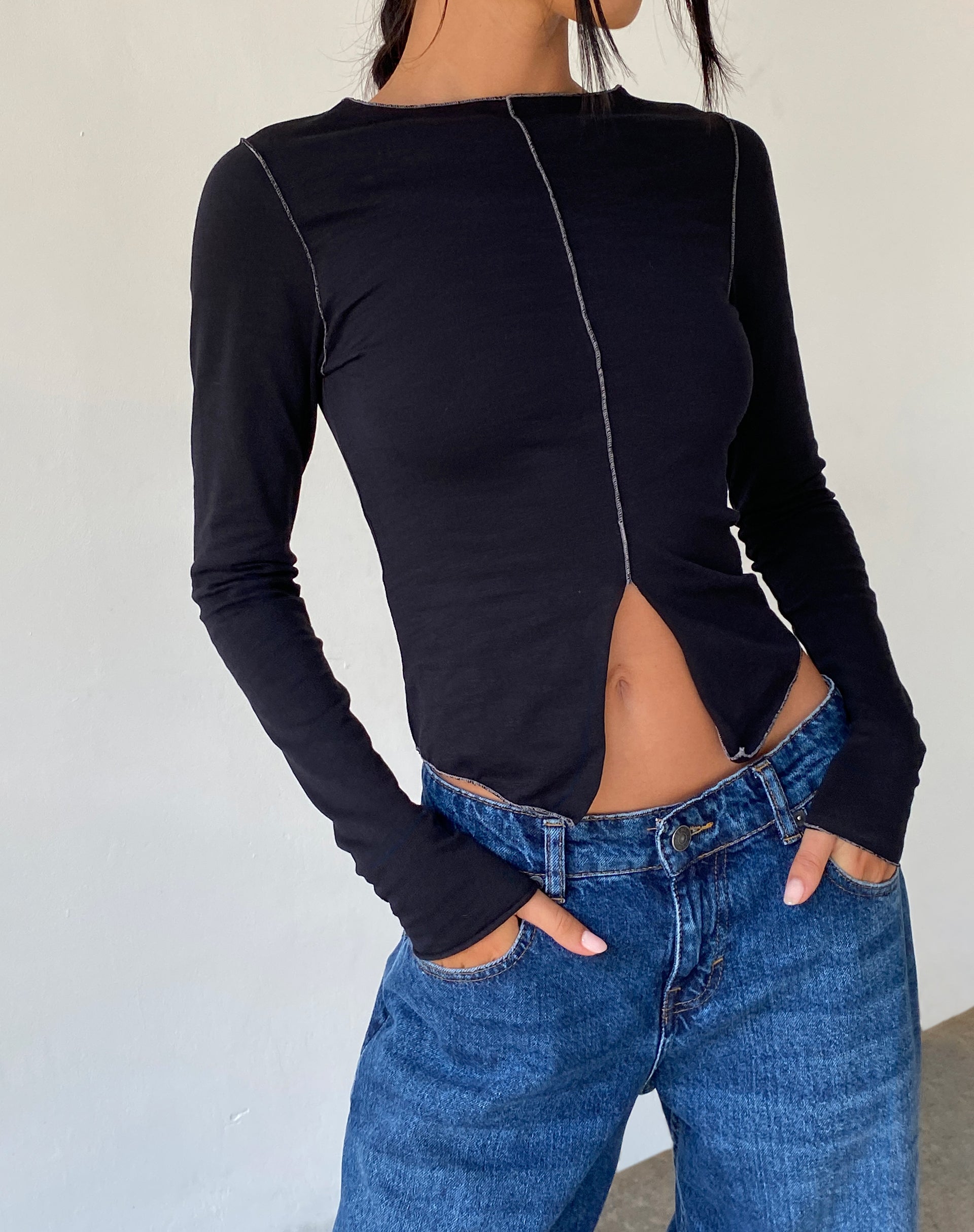 Image de Fenrin Long Sleeve Butterfly Jersey Top in Black