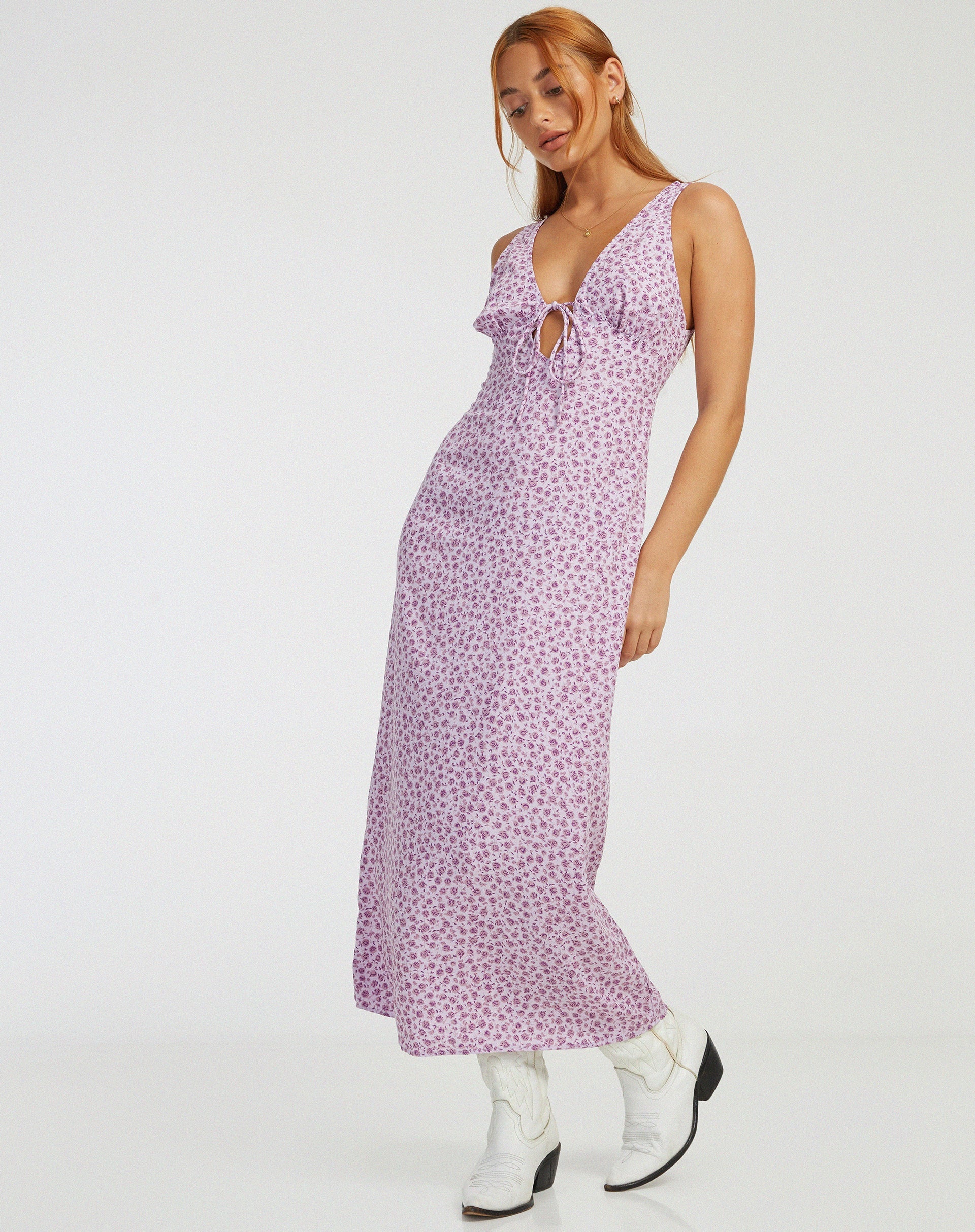 Image de Fiaso Midi Dress in Ditsy Rose Lilac
