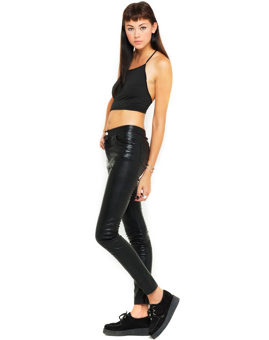 Image de Fonda Halter Crop Top in Black