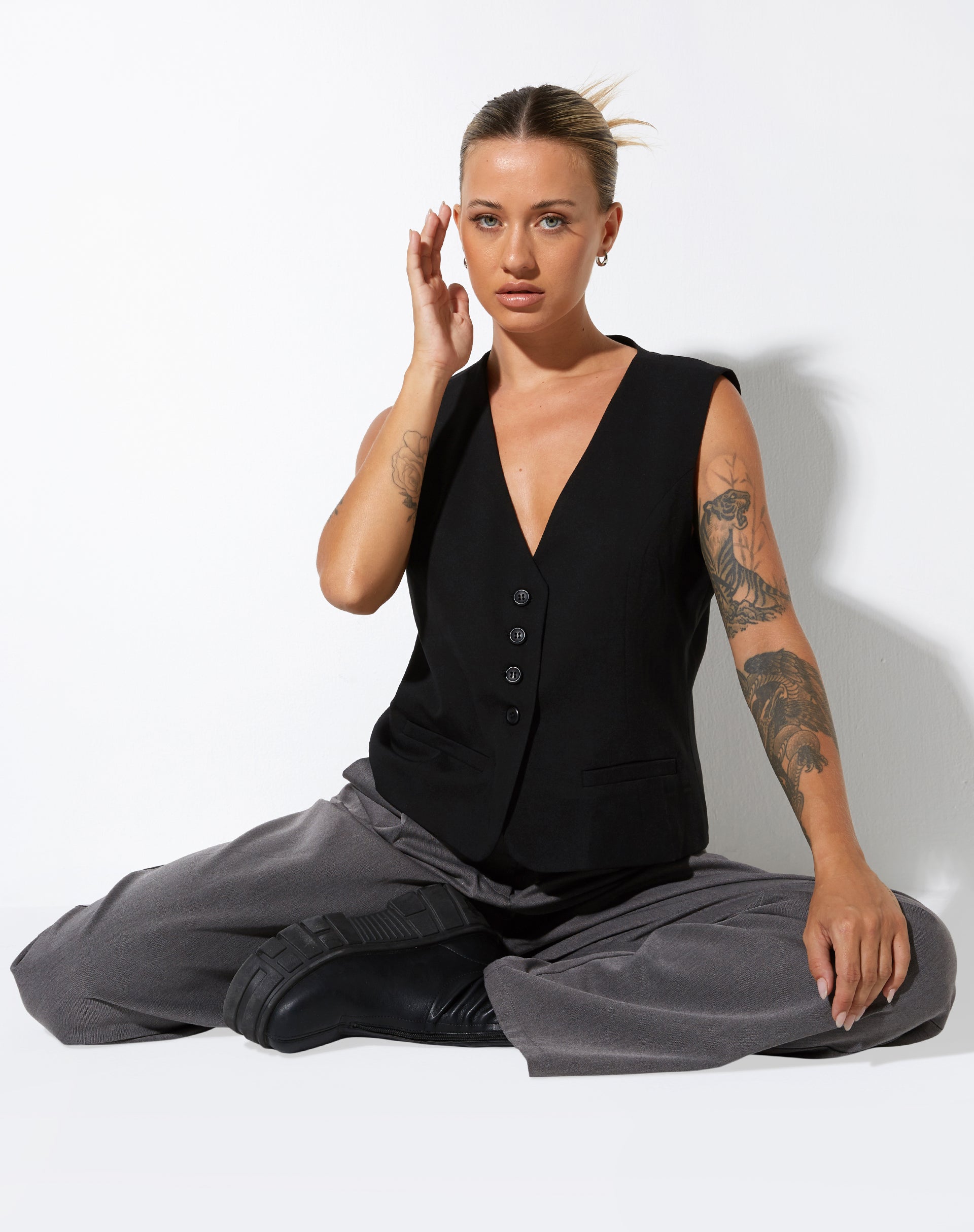 Image du gilet Gavan en tailleur noir